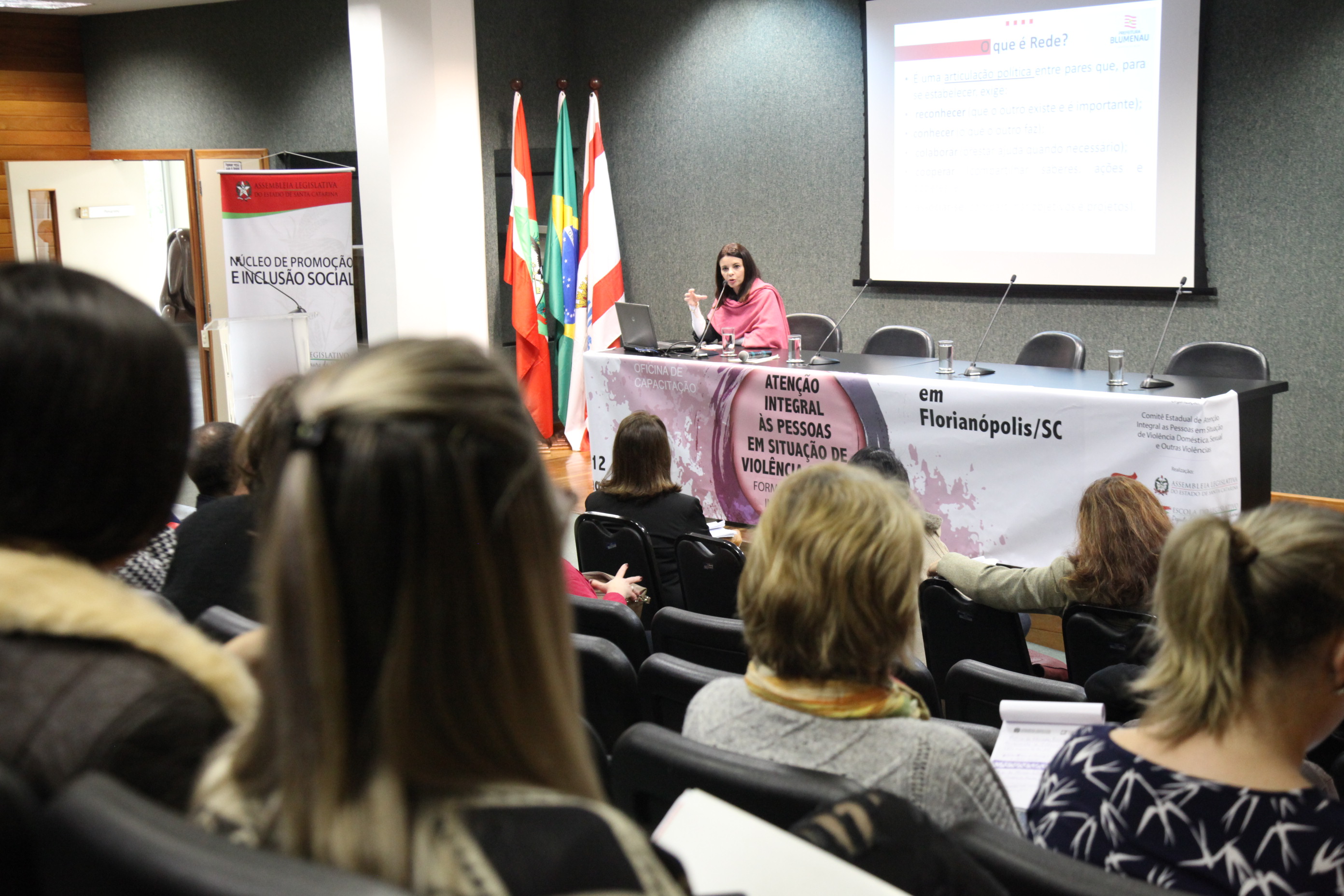 Escola do Legislativo Promove Oficinas de Capacitação