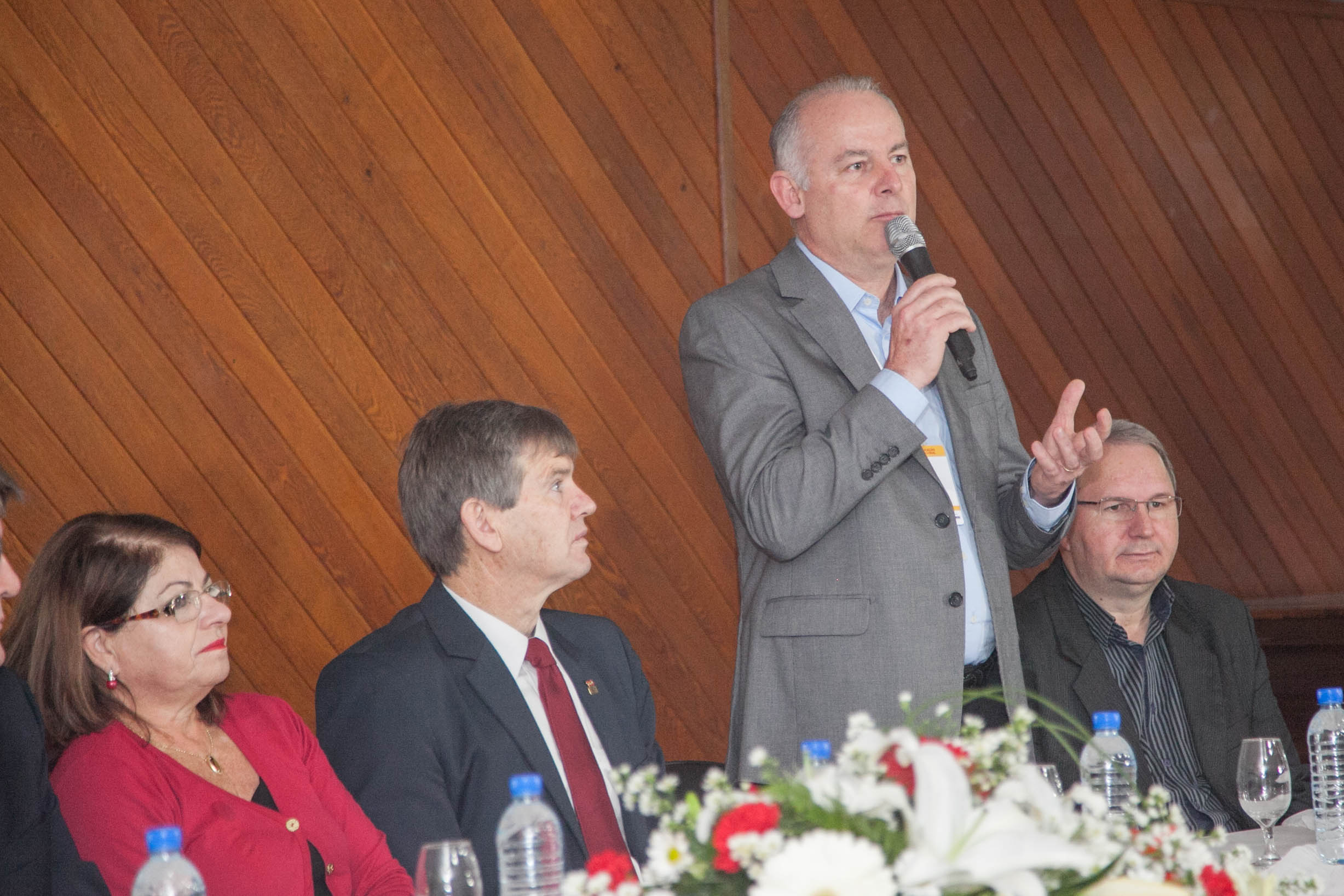 Osmar Matiola, Diretor de Políticas e Articulação com Municipios da Secretaria de Educação do Estado de Santa Catarina no Lançamento do Programa Saber Alimenta
