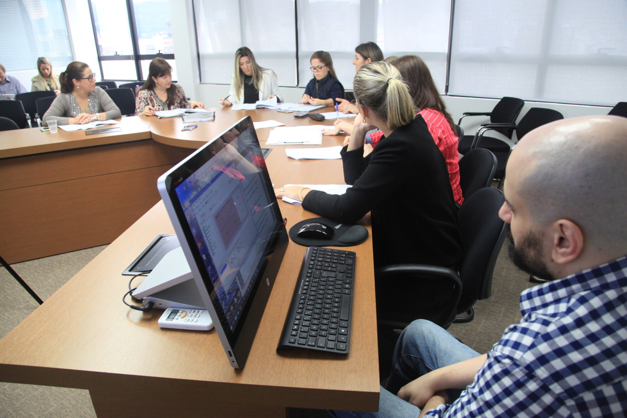 Reunião do grupo de trabalho na sede do Ministério Público de Santa Catarina, em Florianópolis.