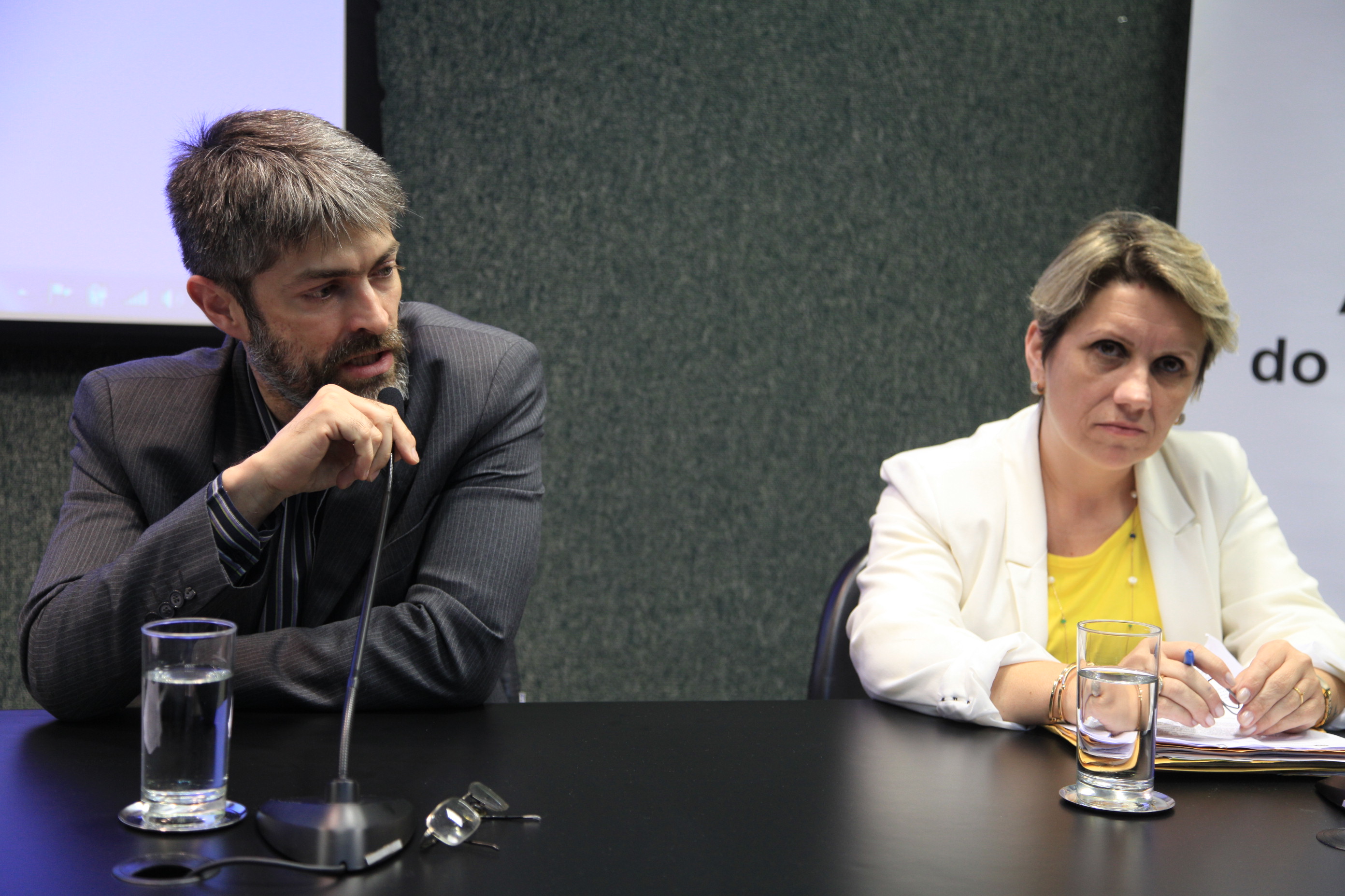 Audiência Publica - Direto do Campo -  Elton Rosa Martinovsky e Kelly Cristine Cabral.
