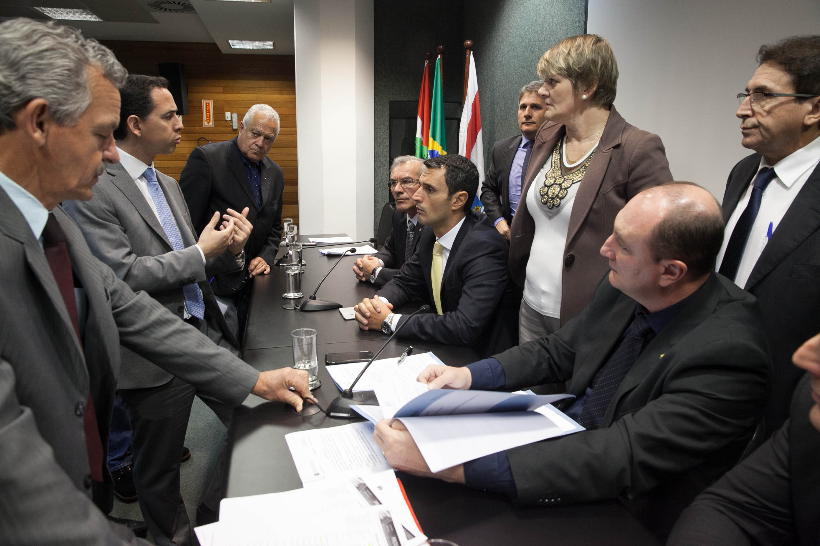 Comissão Conjunta: CCJ, Trabalho e Finanças