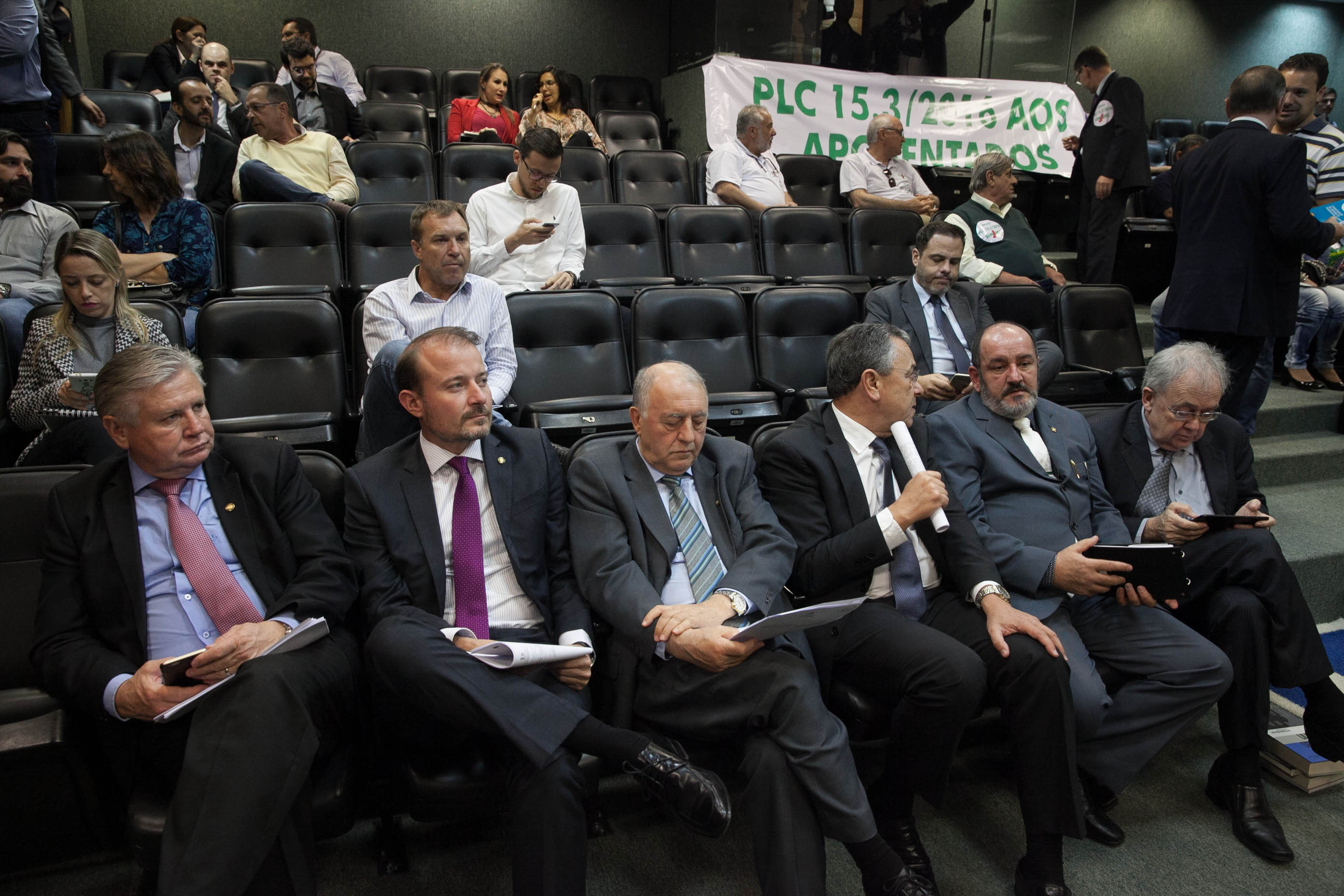 Comissão Conjunta: CCJ, Trabalho e Finanças