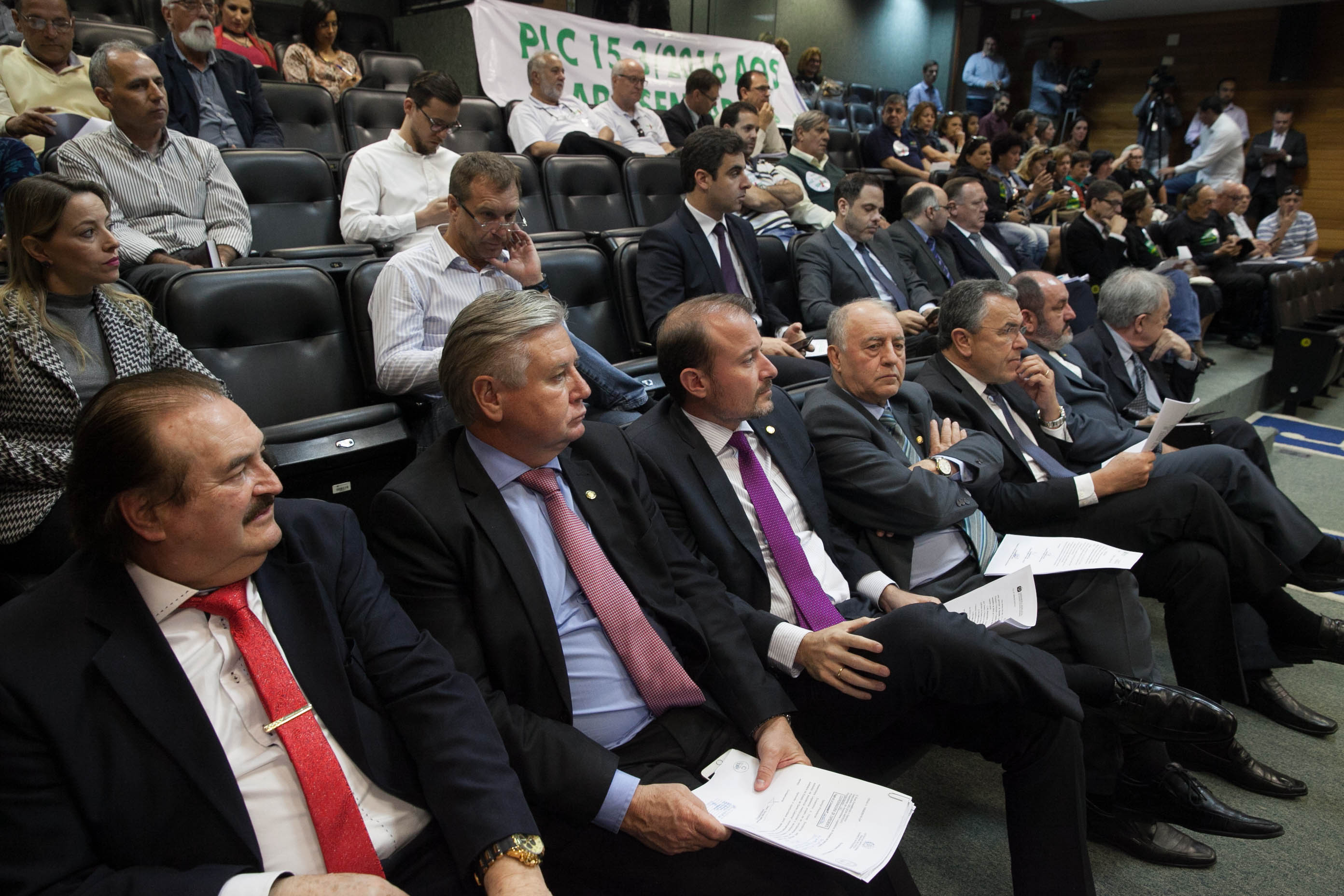 Comissão Conjunta: CCJ, Trabalho e Finanças