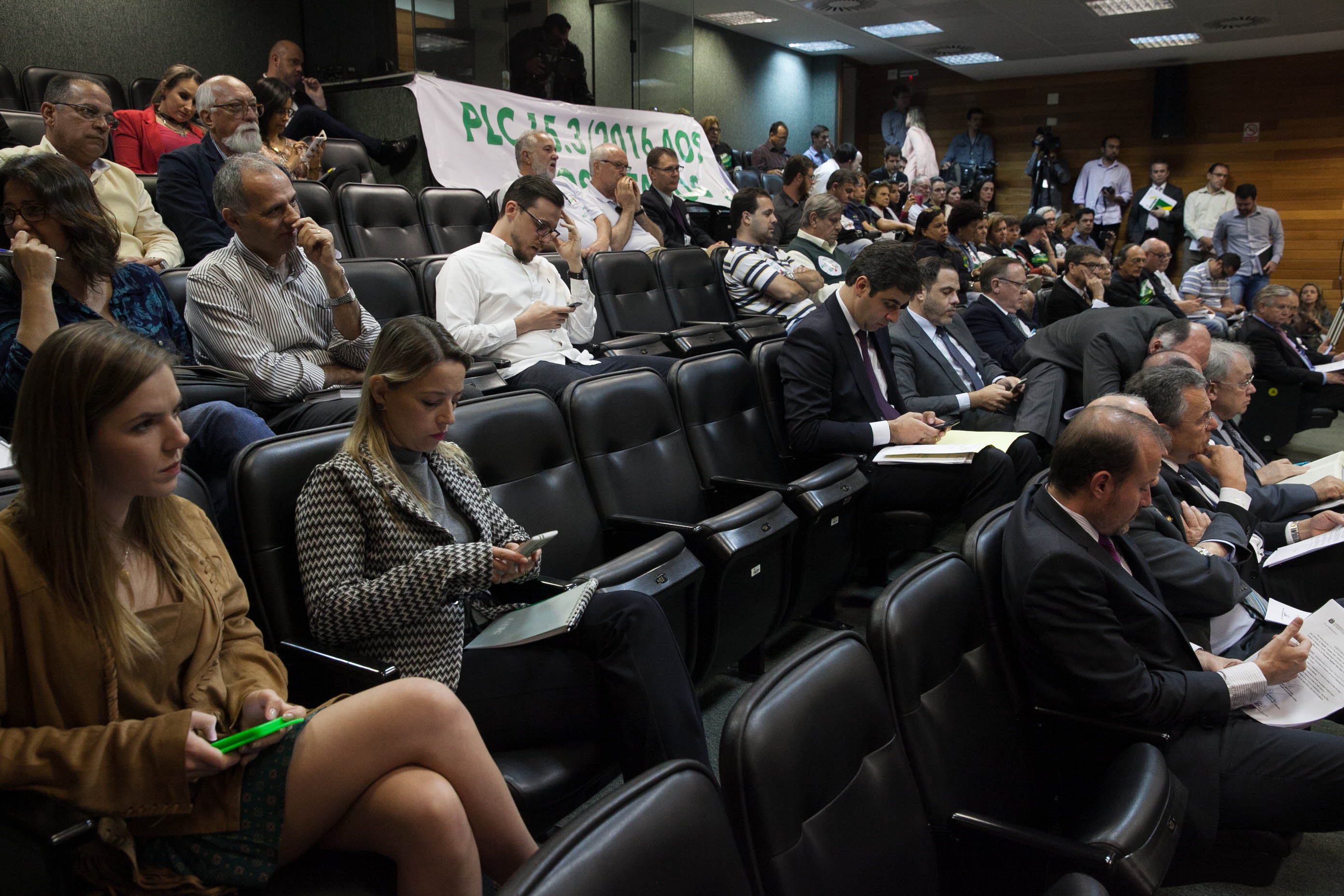 Comissão Conjunta: CCJ, Trabalho e Finanças