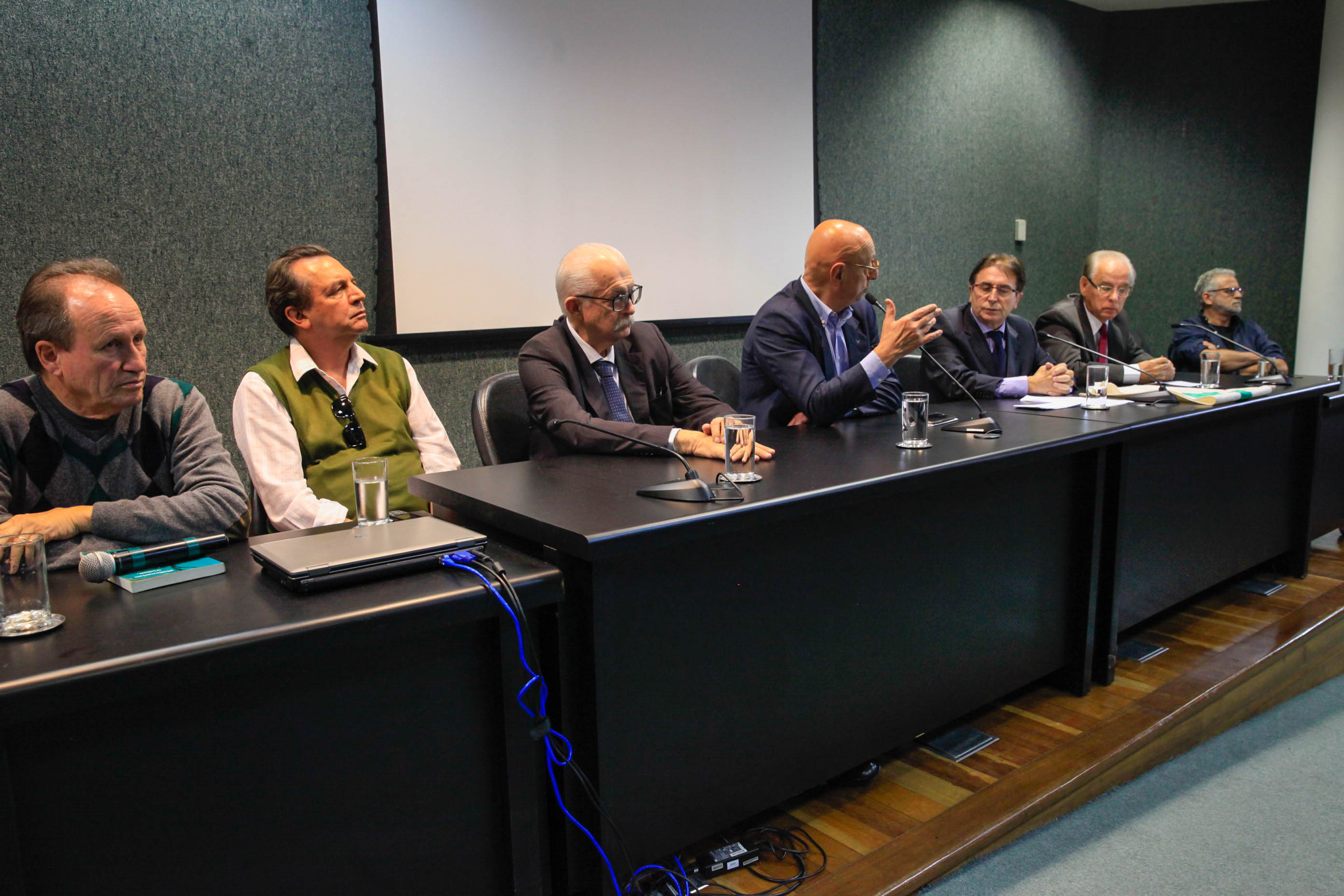 Exibição de Documentário sobre o Contestado