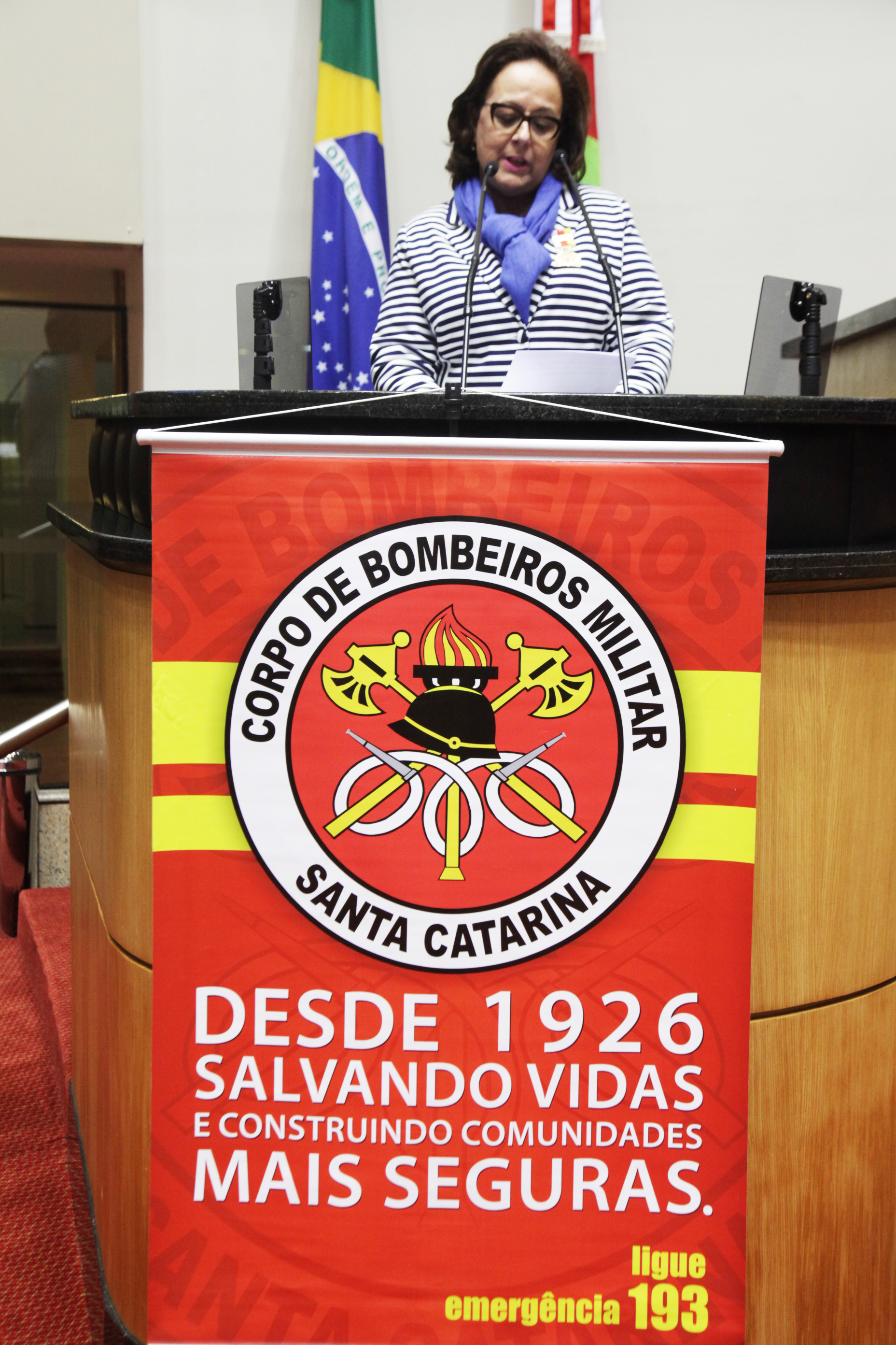 Deputada Dirce Heiderscheidt (PMDB). Sessão Especial - 90 Anos dos Bombeiros Militares de SC.