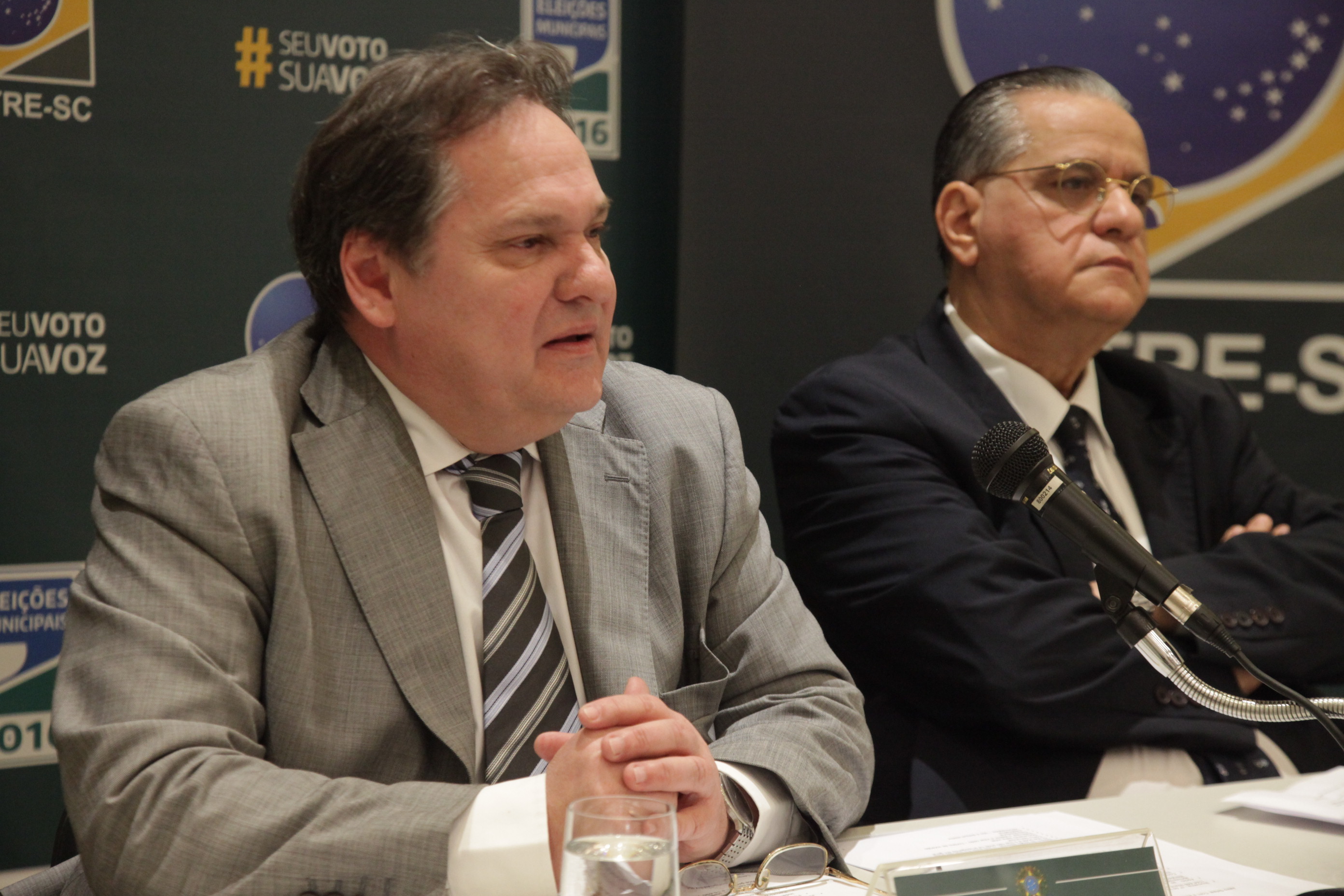 Presidente do TRE Desembargador Cesar Abreu