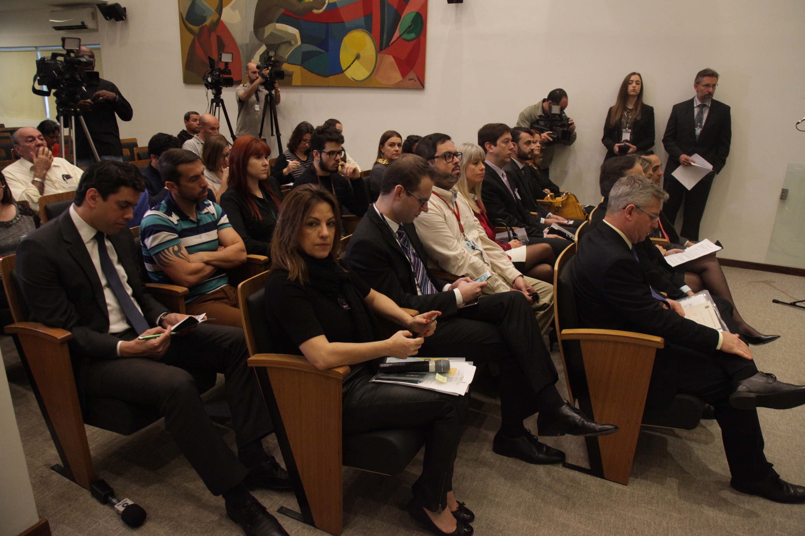 Coletiva com Presidente do TRE.