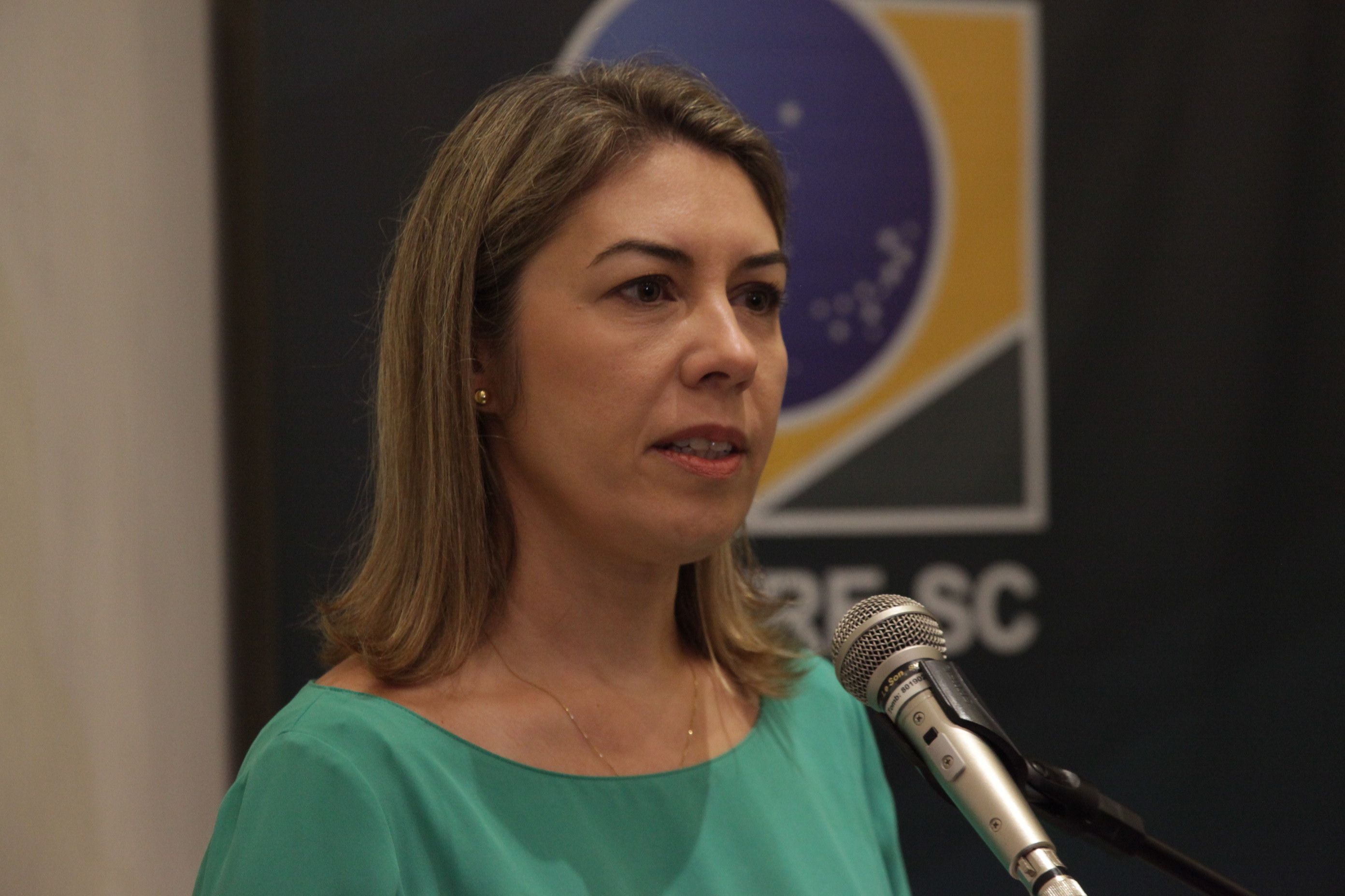Renata de Fávere - Secretária da Corregedoria
