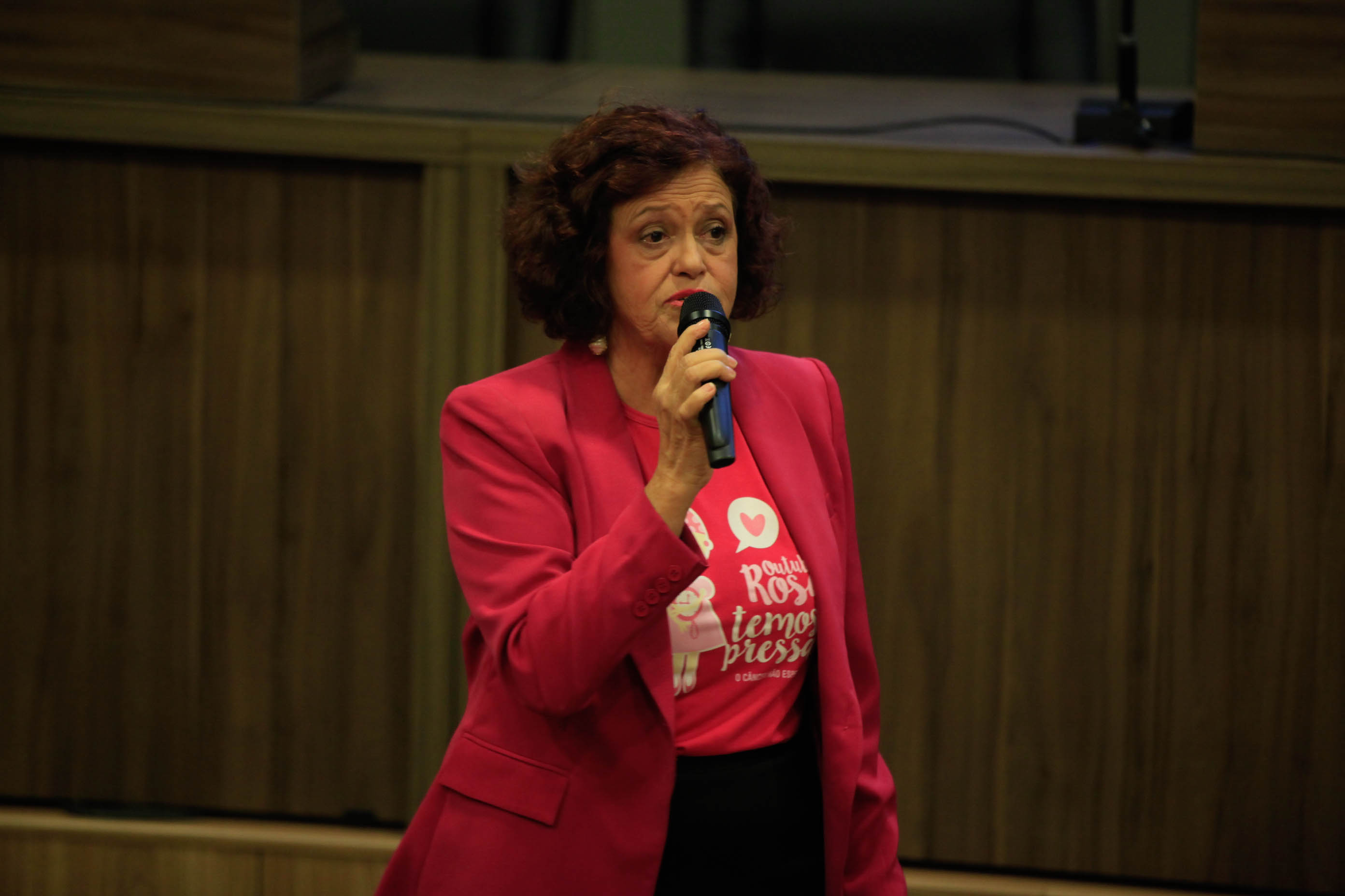 Outubro Rosa na OAB Cidadã. Jurema Ramos, diretora da Amucc.