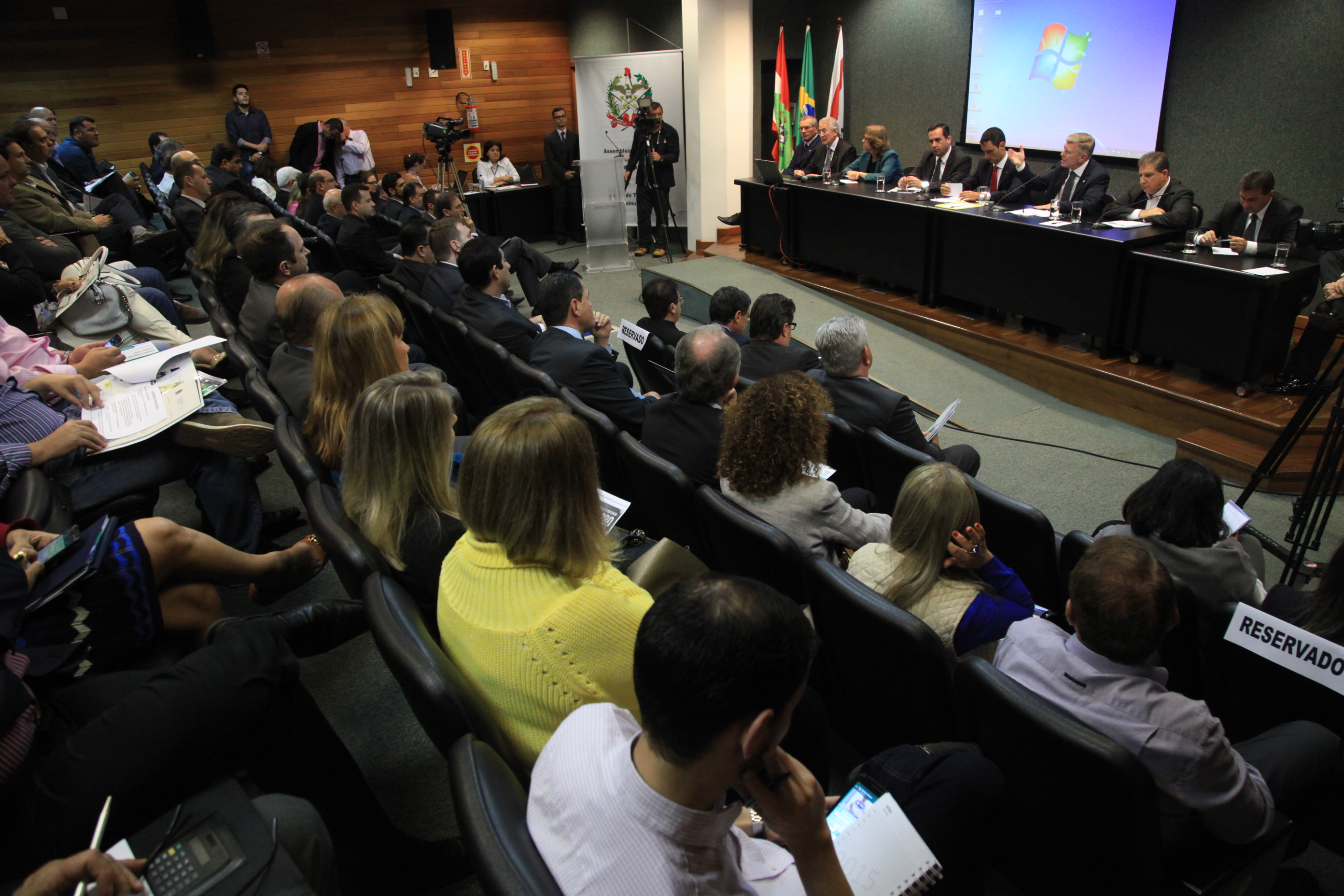 Audiência Pública  - Contorno Viário da Gd. Florianópolis e Duplicação da BR 470.