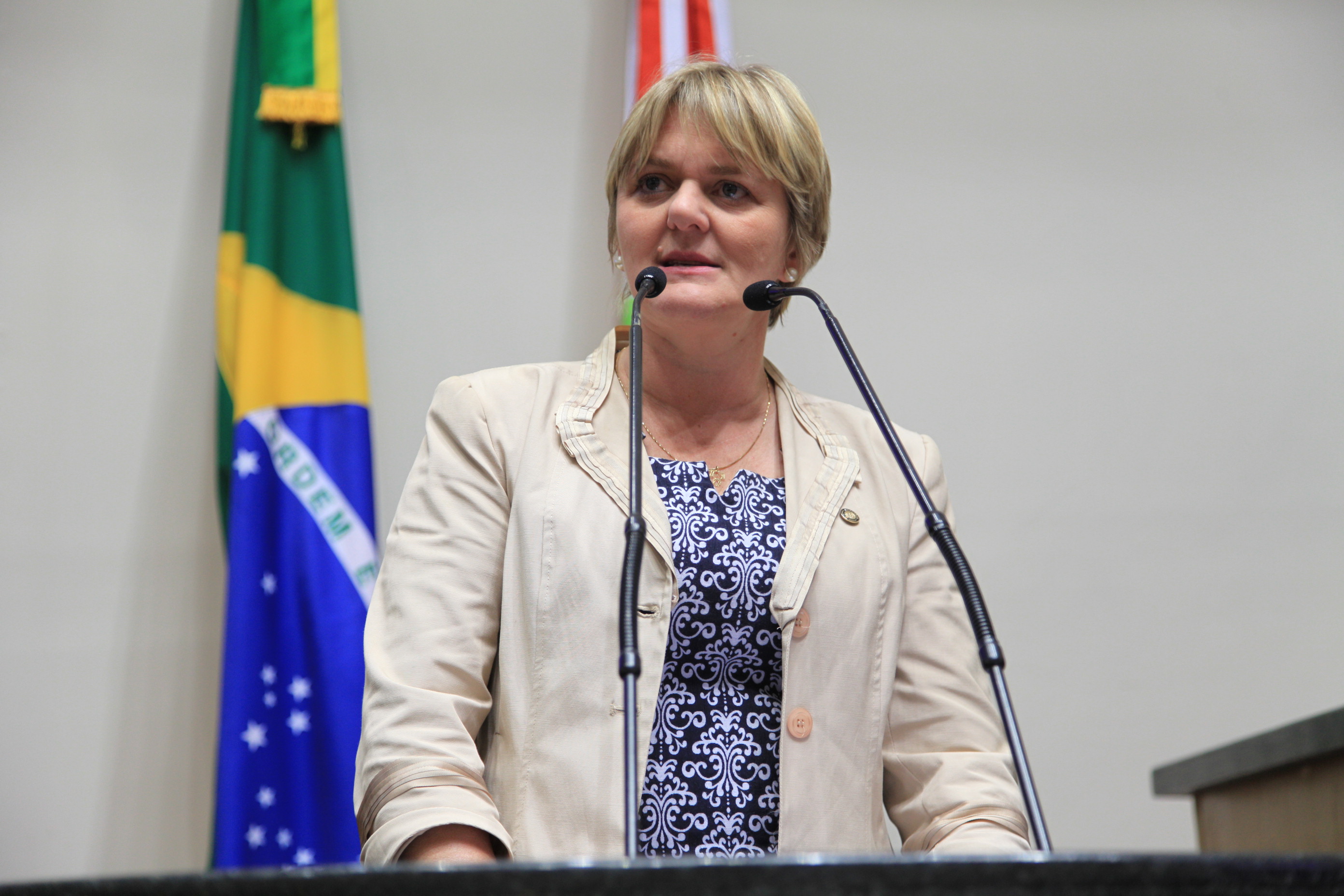Sessão Ordinária. Deputada Luciane Carminatti (PT) - Foto: Solon Soares/Agência AL.