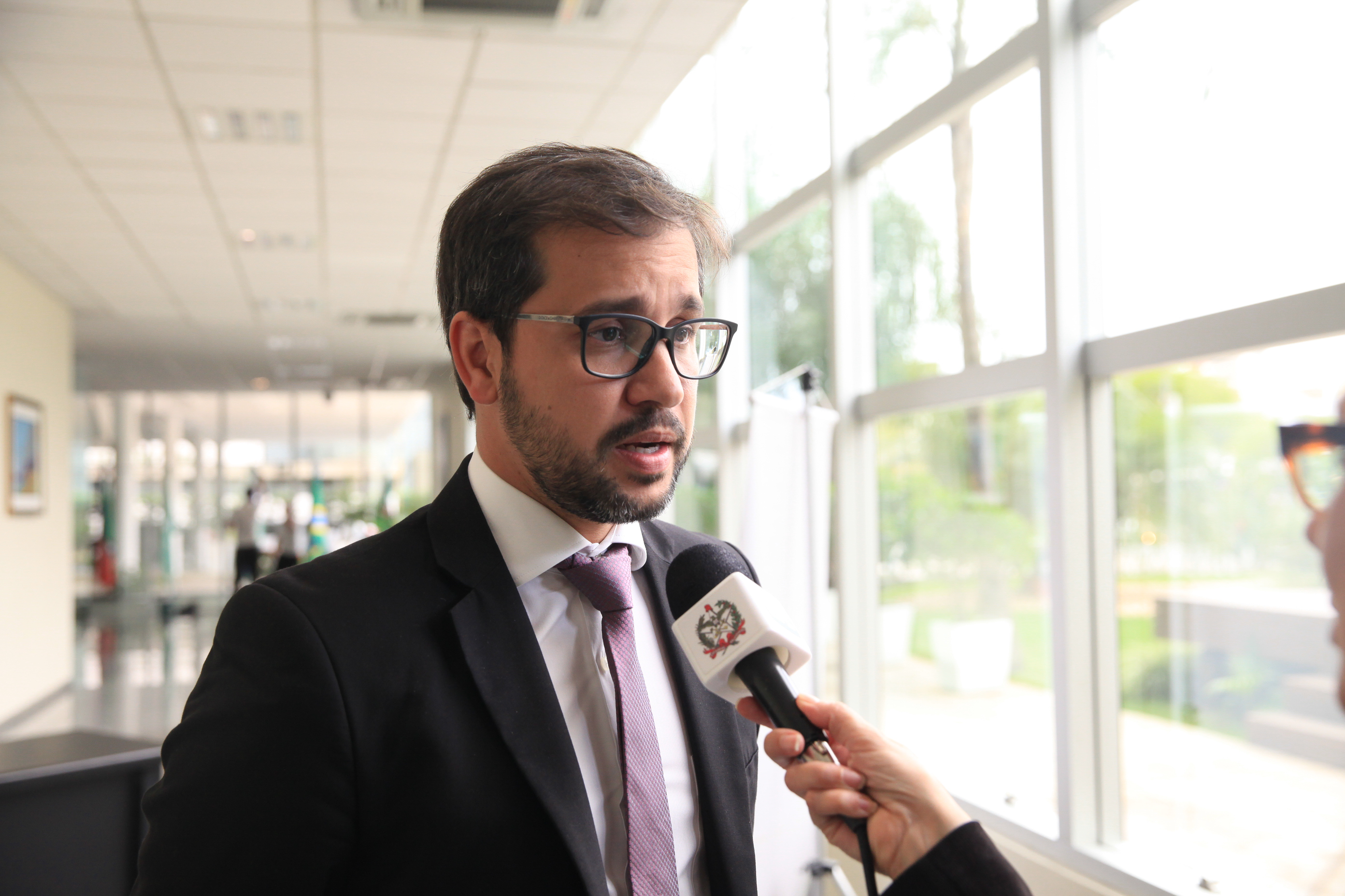 Dr. Ênio Gentil Vieira Junior, advogado da Infância e da Juventude do tribunal de Justiça de Santa Catarina.