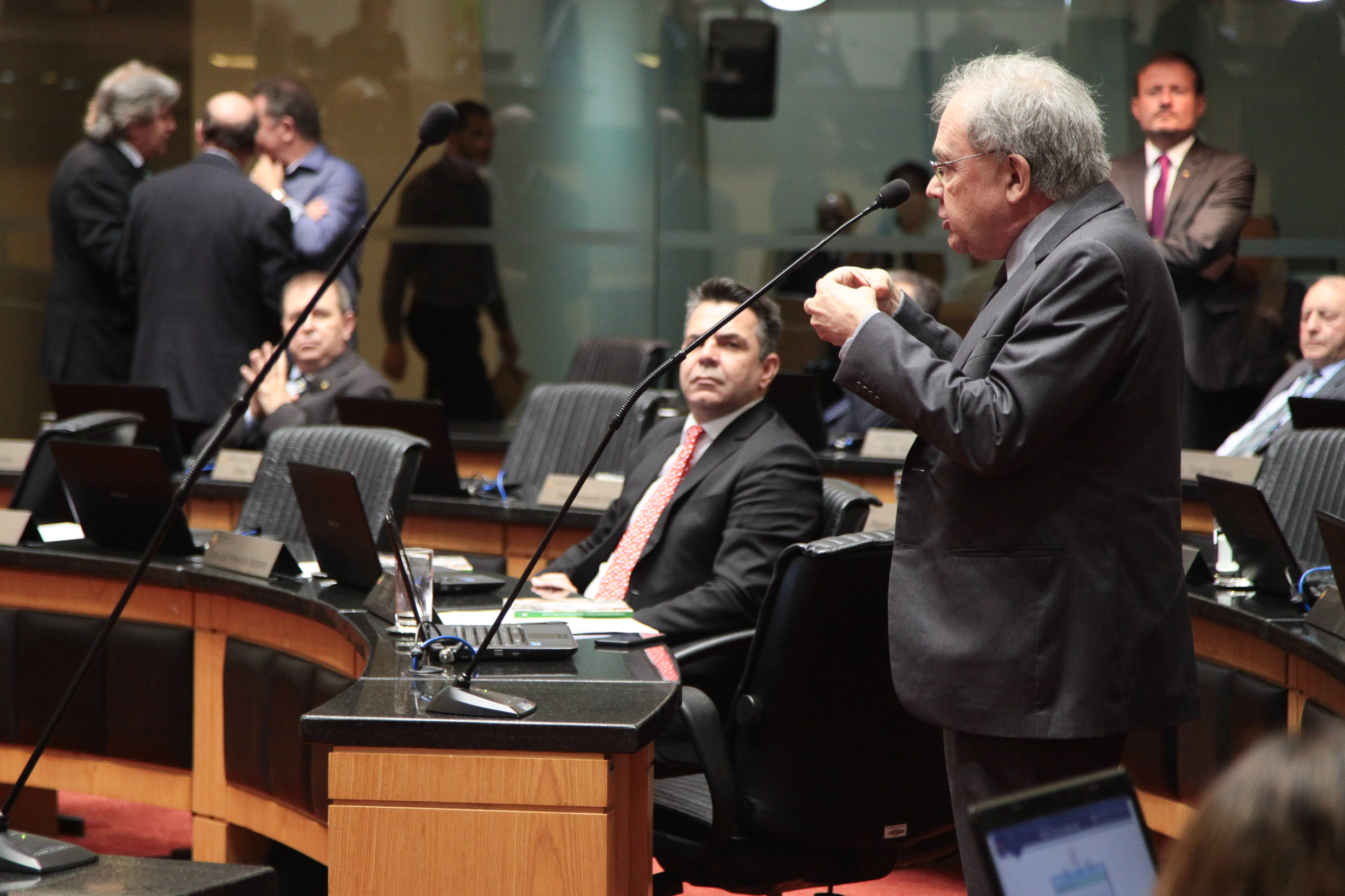 Sessão Especial - Apresentação do Relatório Anual de Atividades MPSC. Deputado Fernando Coruja (PMDB)