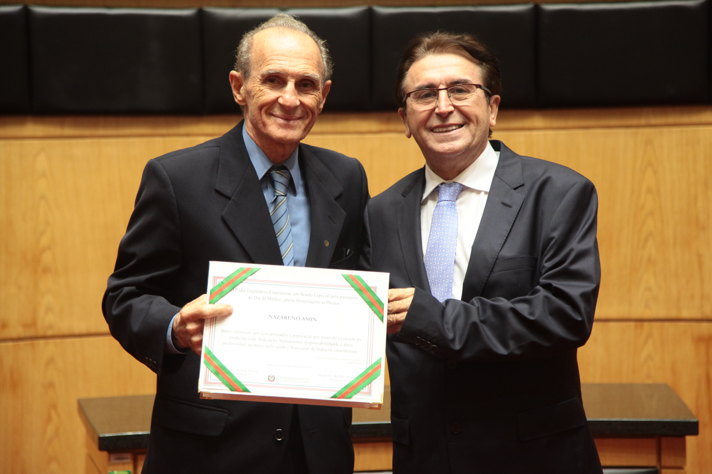 Homenageado Dr Nazareno Amin - Sessão Especial ao Dia do Médico.