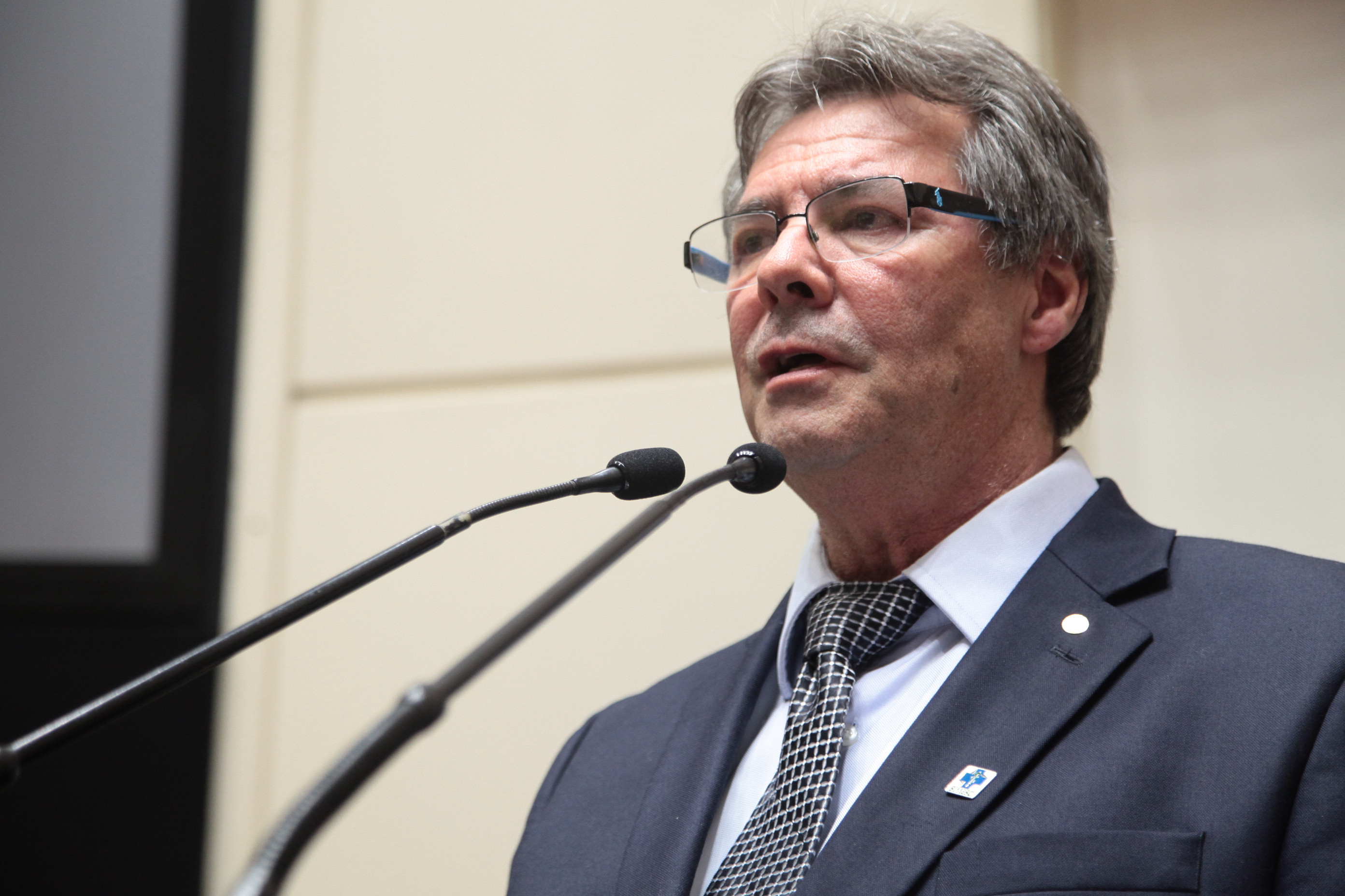 Dr Vânio Cardoso Lisboa, Presidente do Sindicato dos Médicos de Santa Catarina - Sessão Especial ao Dia do Médico.