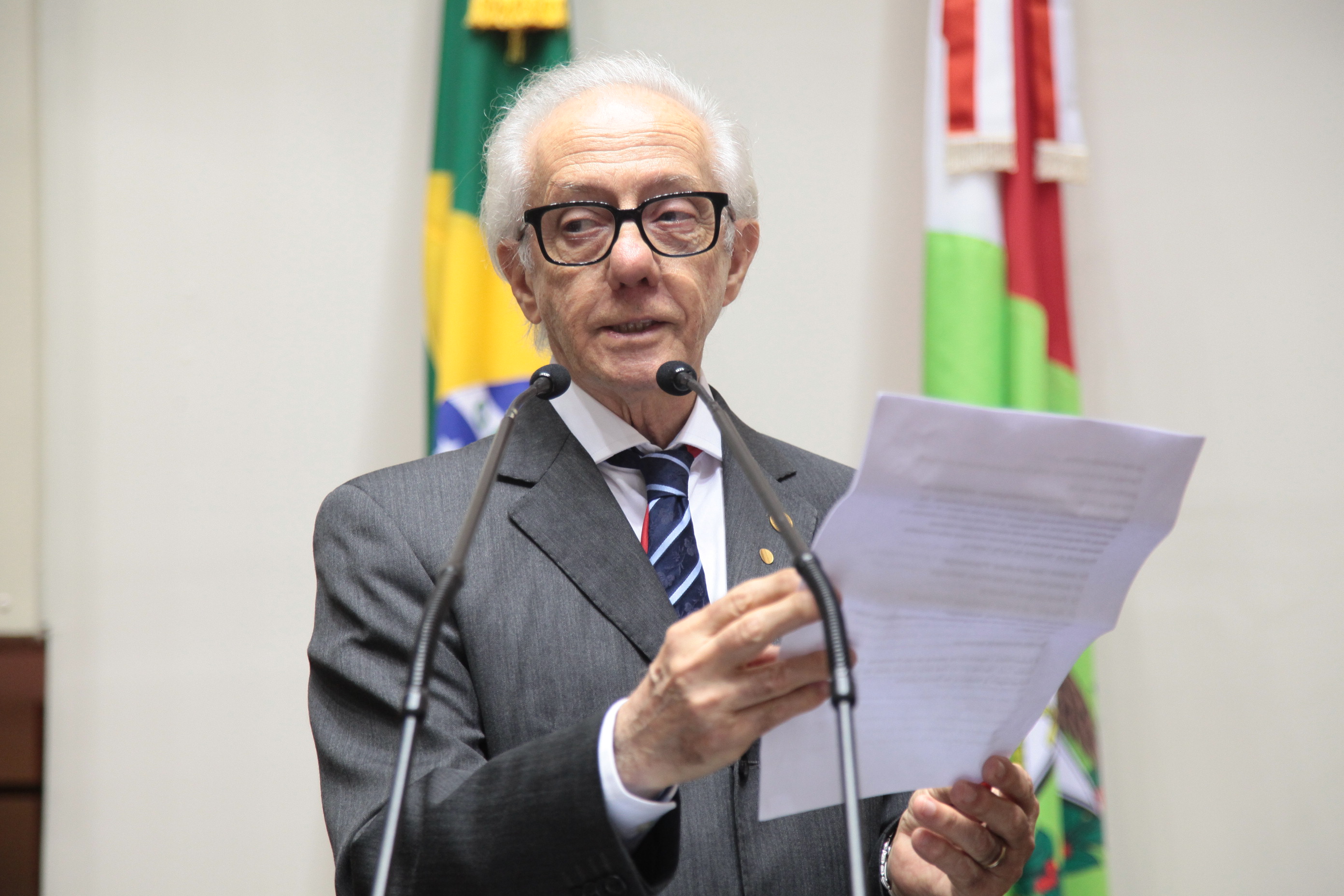 Dr. Antonio Silveira Sbissa, Presidente do Conselho Regional de Medicina - Sessão Especial ao Dia do Médico.