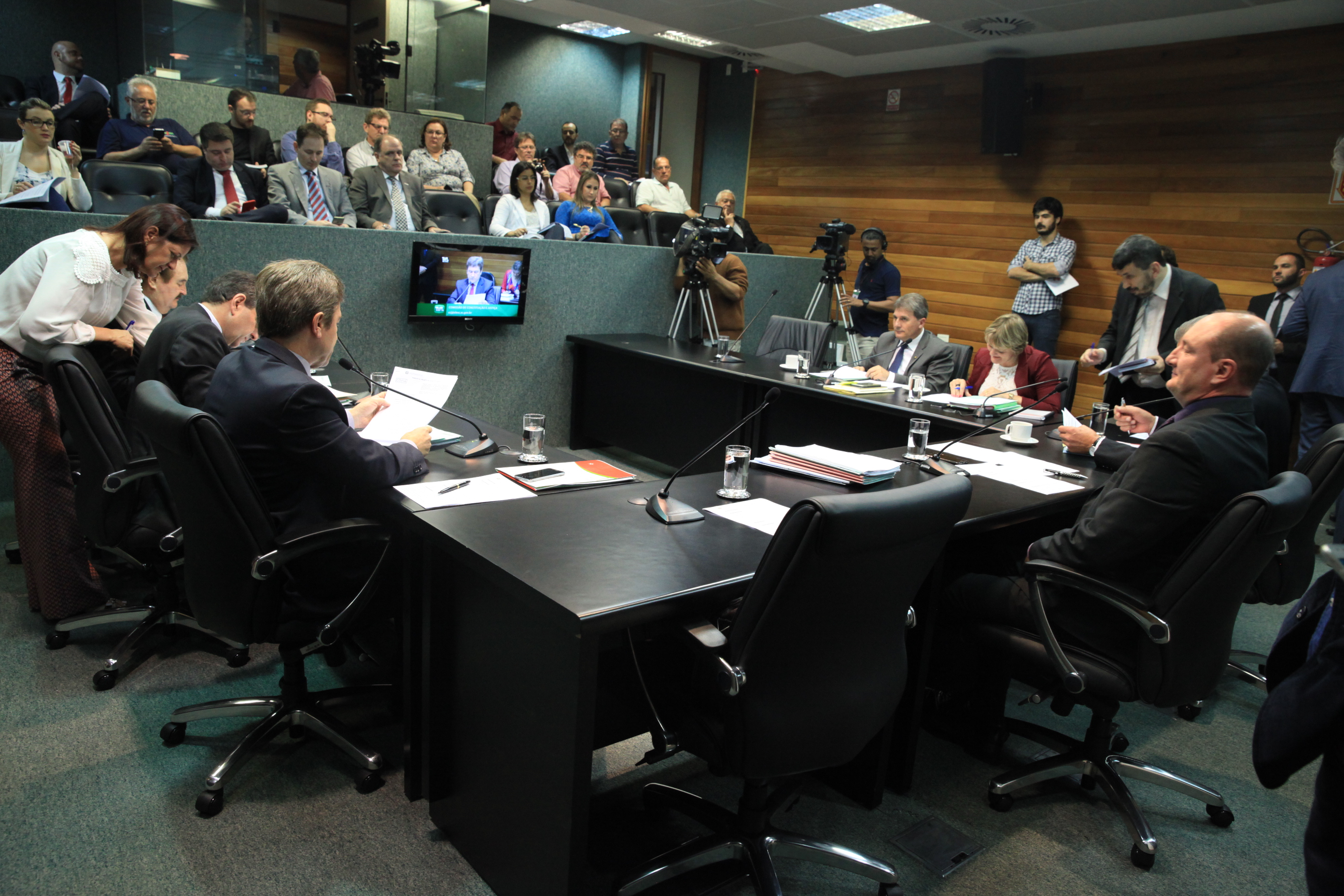 Comissão de Constituição e Justiça.