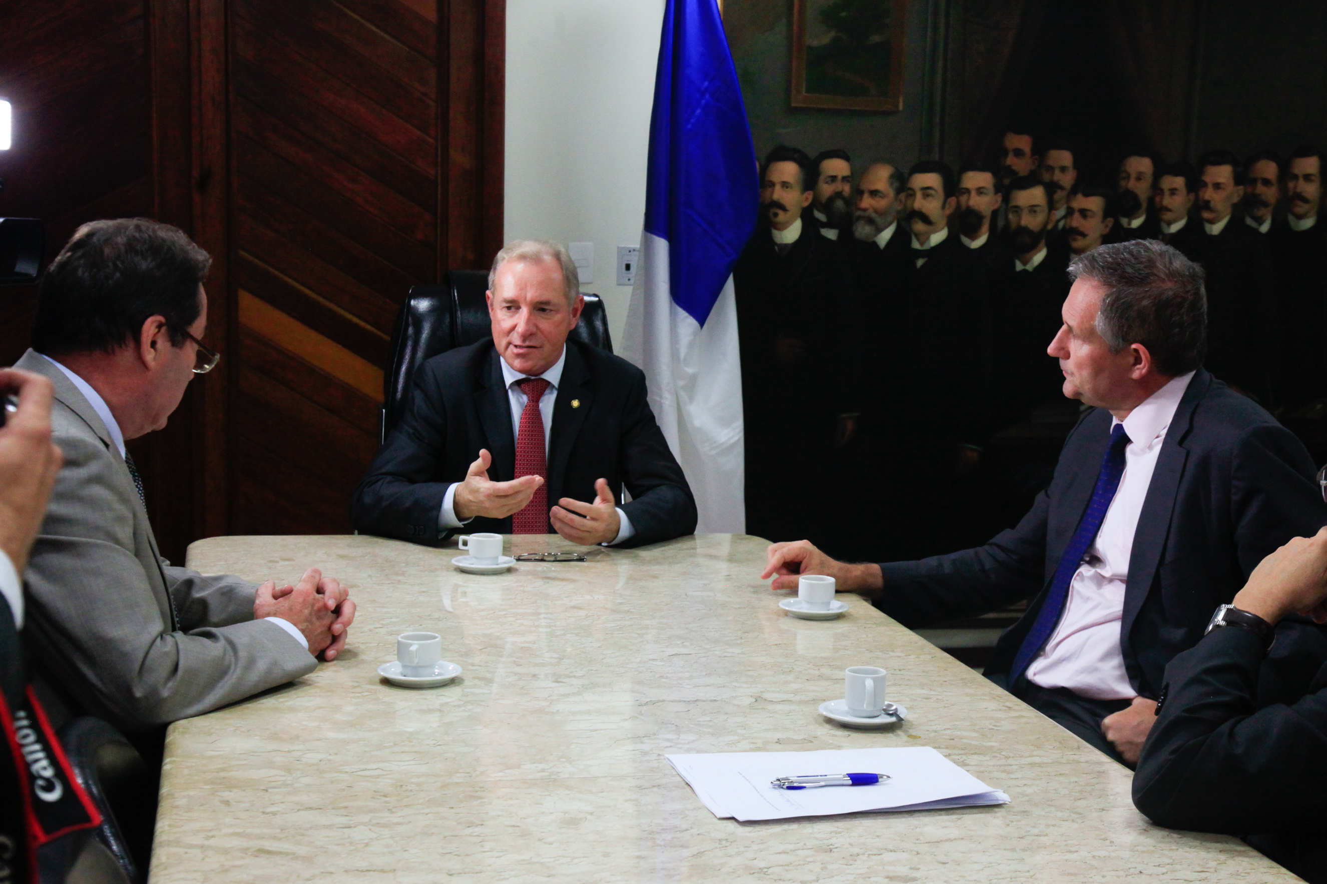 Visita do embaixador da França
