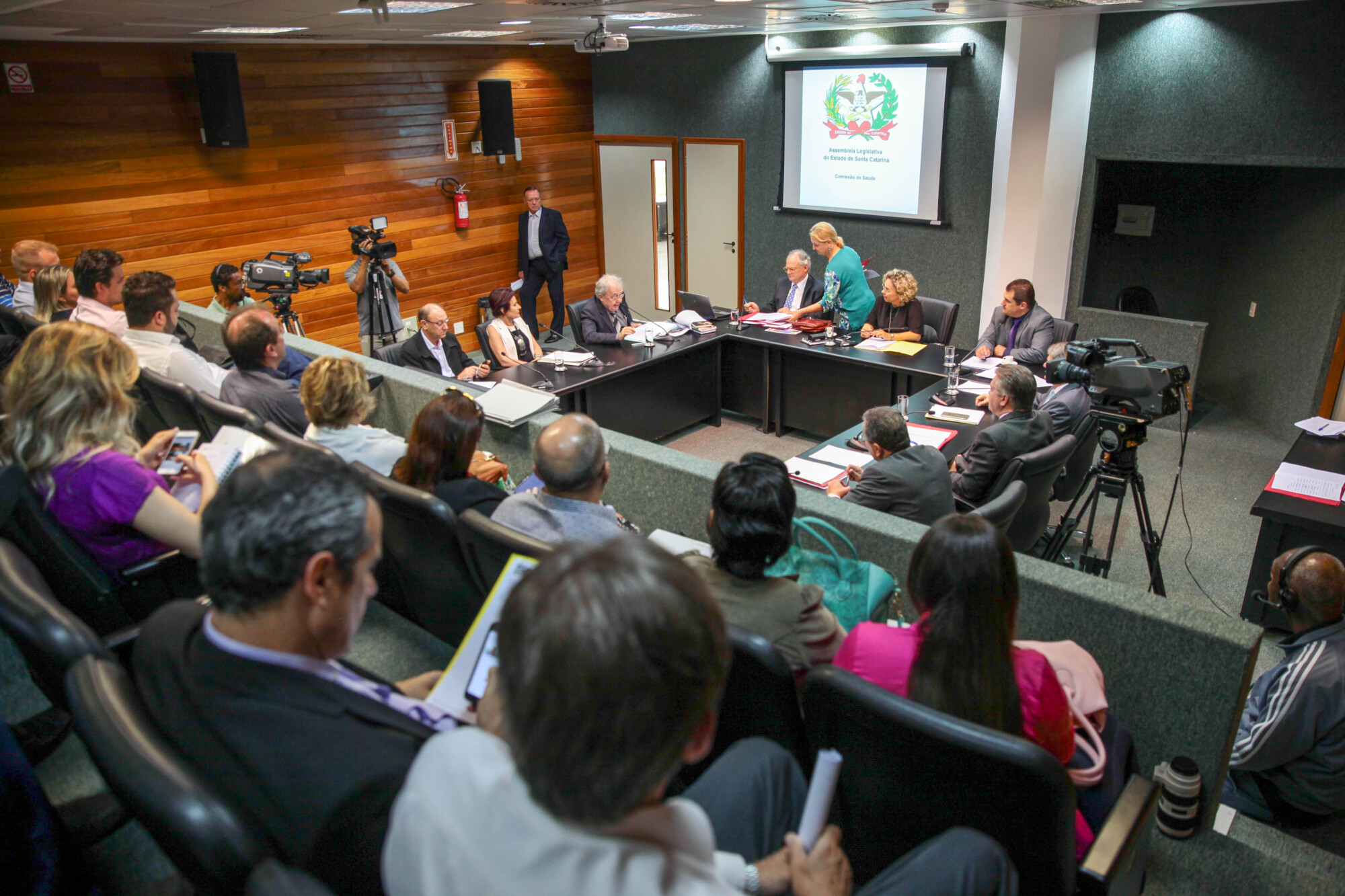 Comissão debate financiamento da saúde com Cosems e CIS