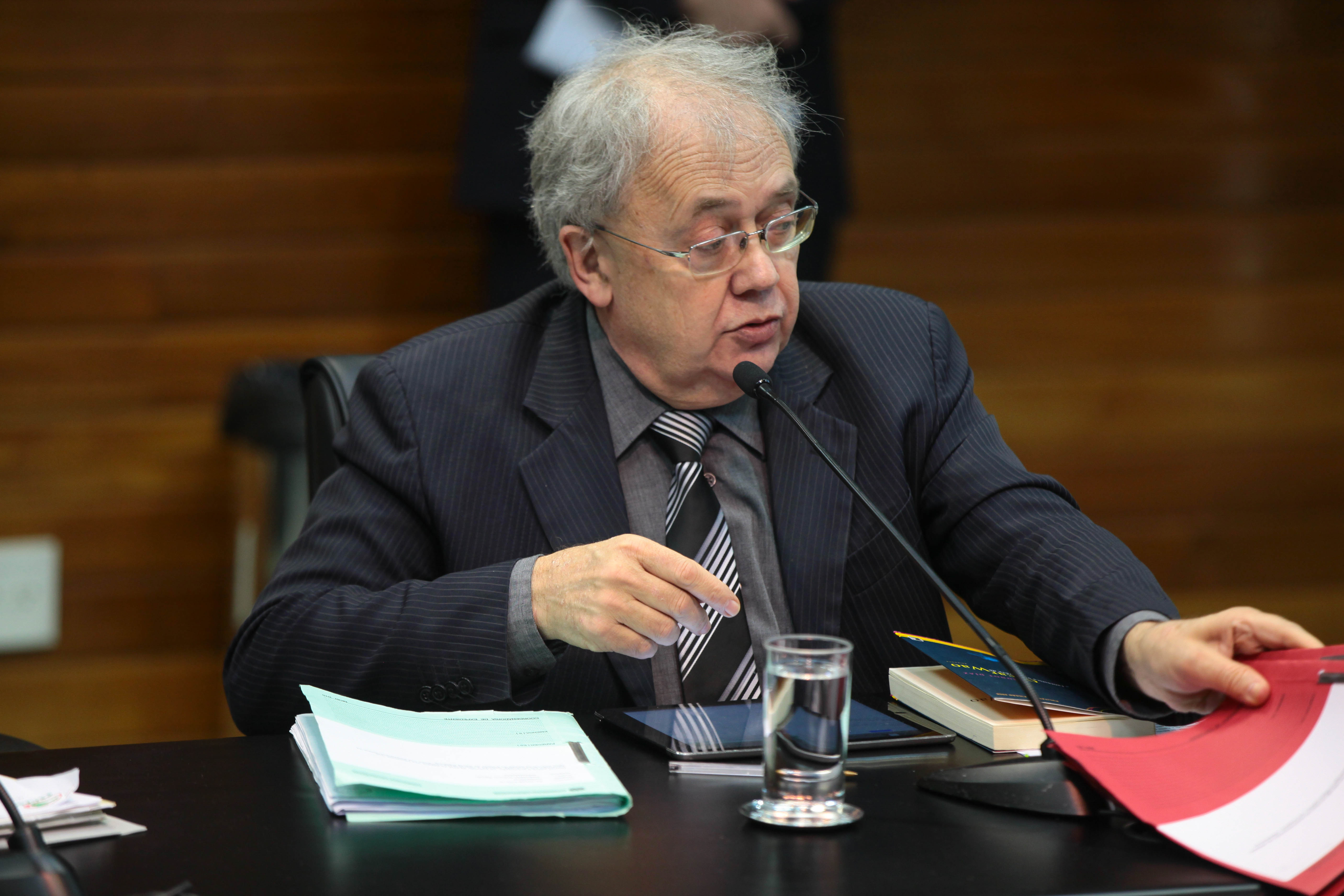 Deputado Fernando Coruja (PMDB) - Comissão de Saúde