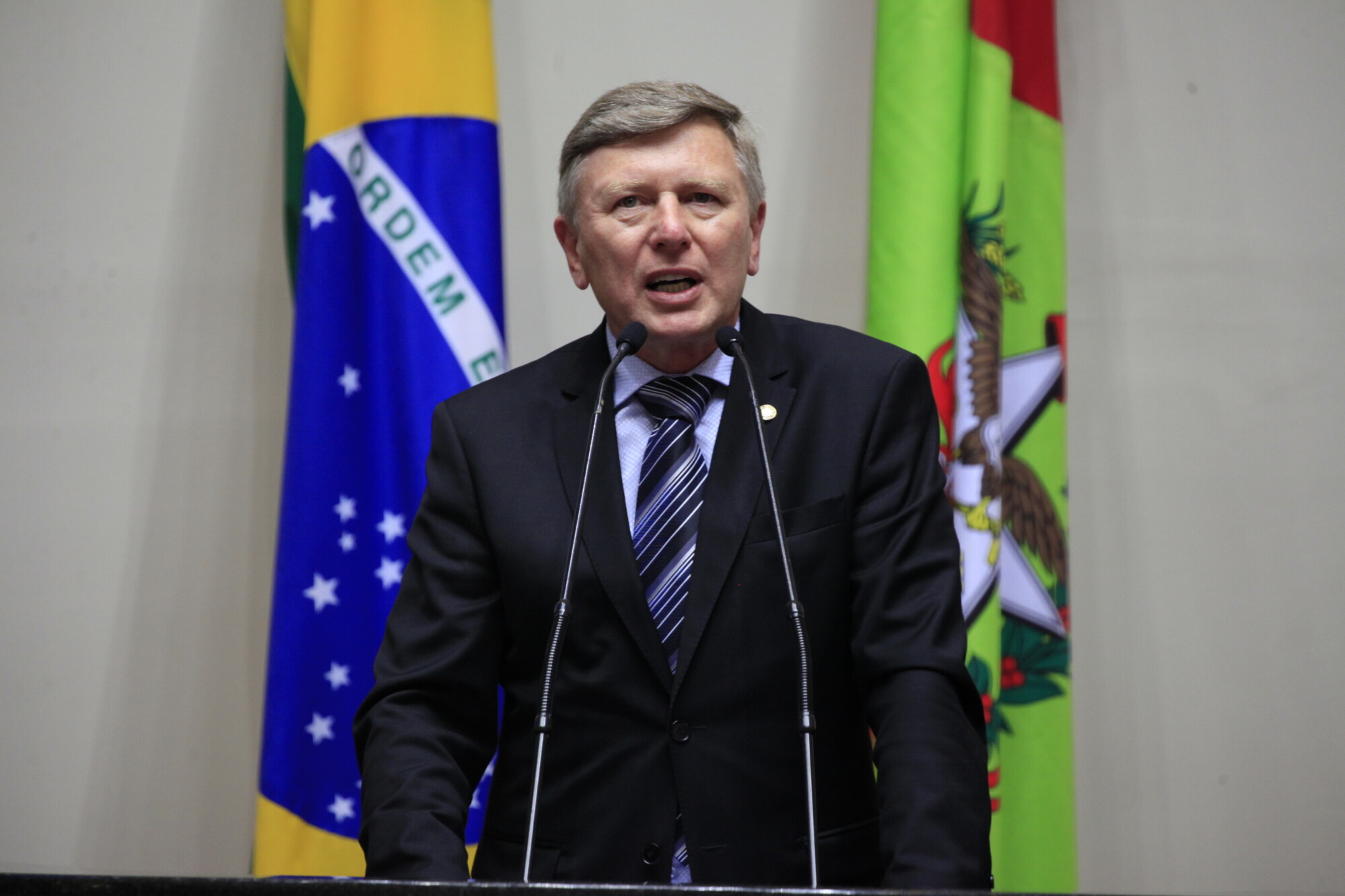Deputado Milton Hobus