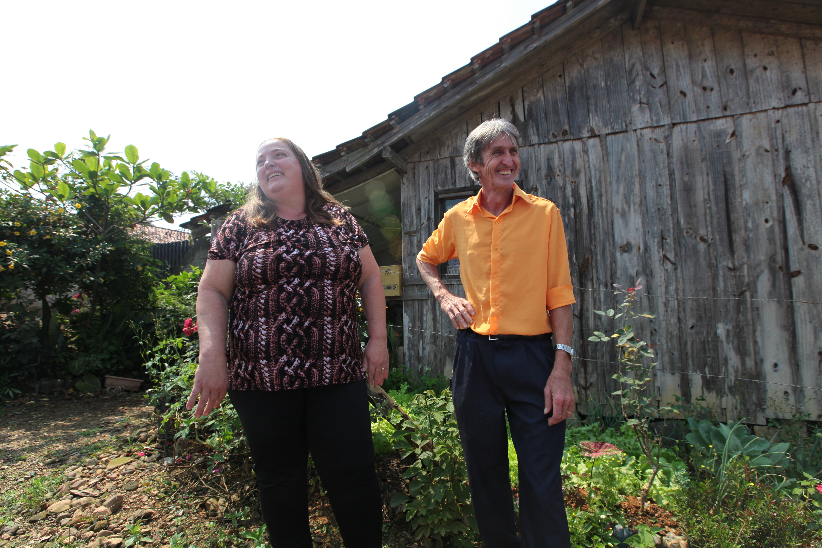 Lar Legal - Guaramirim. Casal Leni e Paulo  Niedzalkowski.