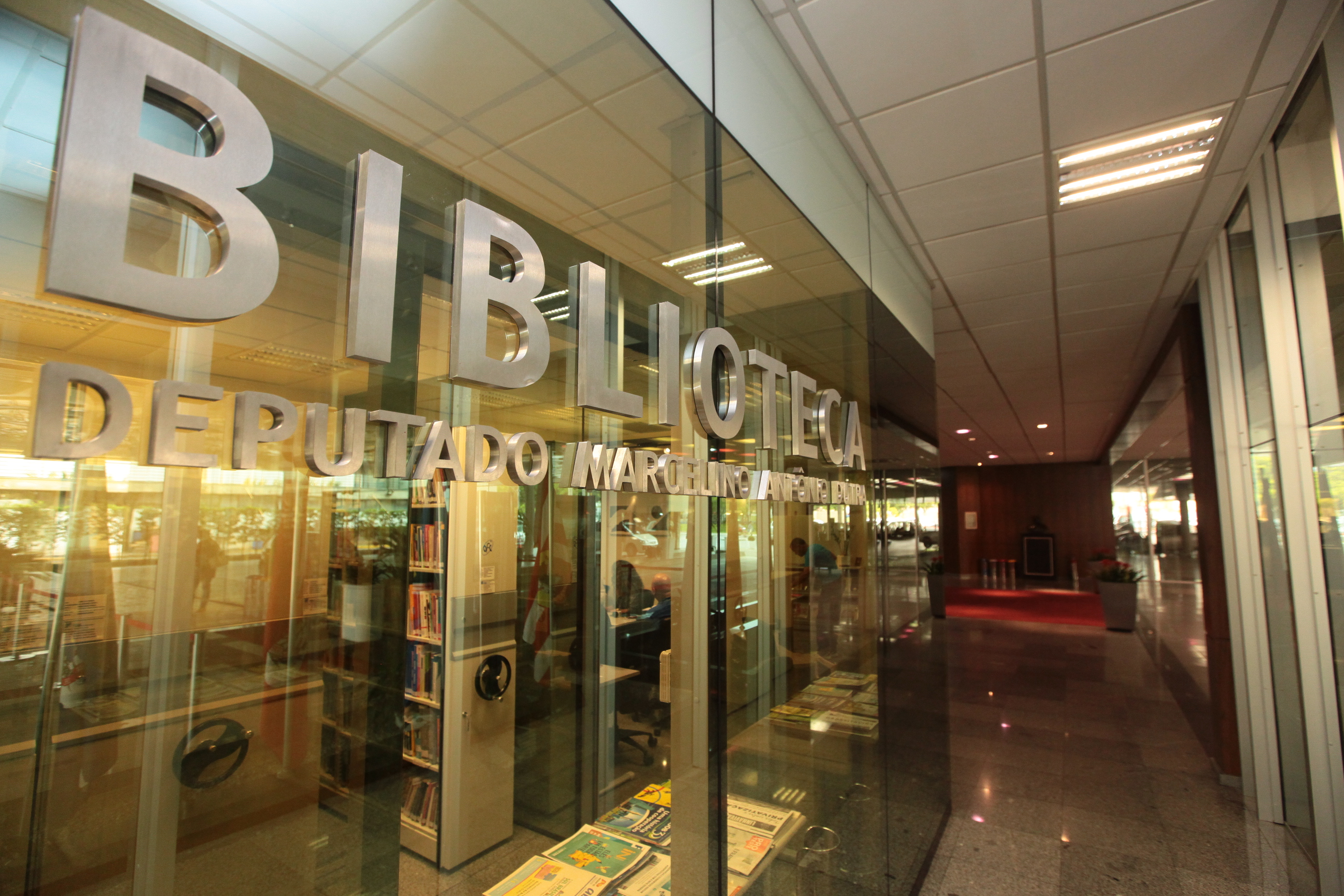 Biblioteca Alesc