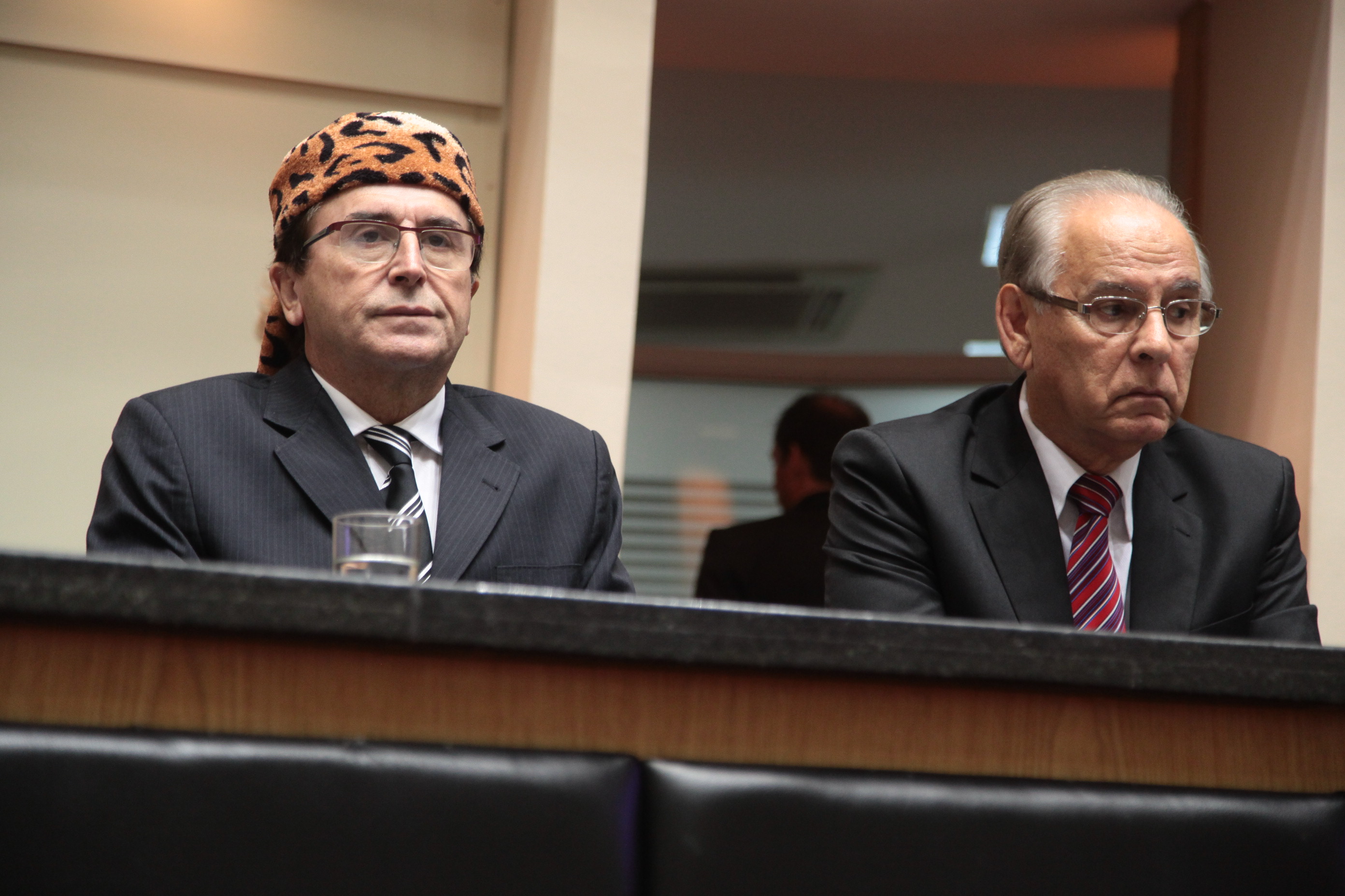 Deputado Antônio Aguiar (PMDB) e Moacir Pereira, Autor Do Livro “Vicente Telles: O Mensageiro Do Contestado” - Sessão Especial em Comemoração ao Centenário do Contestado