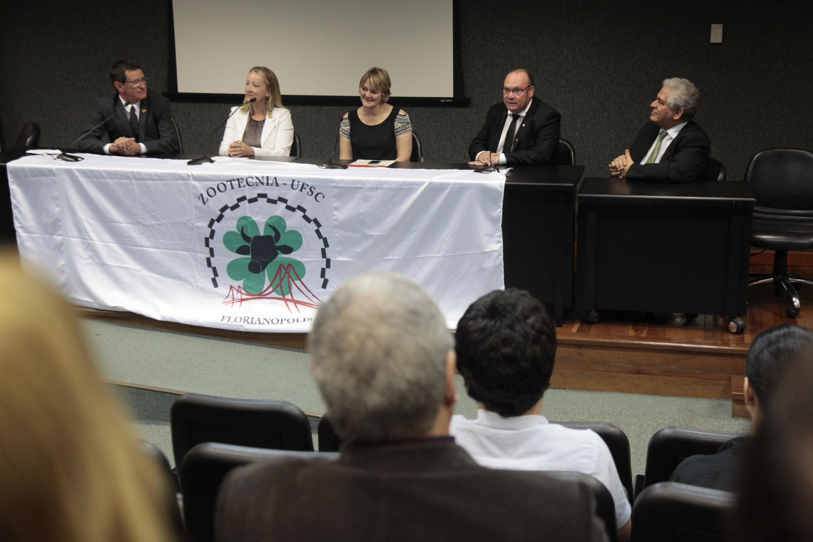 Ato Parlamentar Solene em homenagem Zootecnia do Brasil pela passagem dos seus 50 anos de criação.