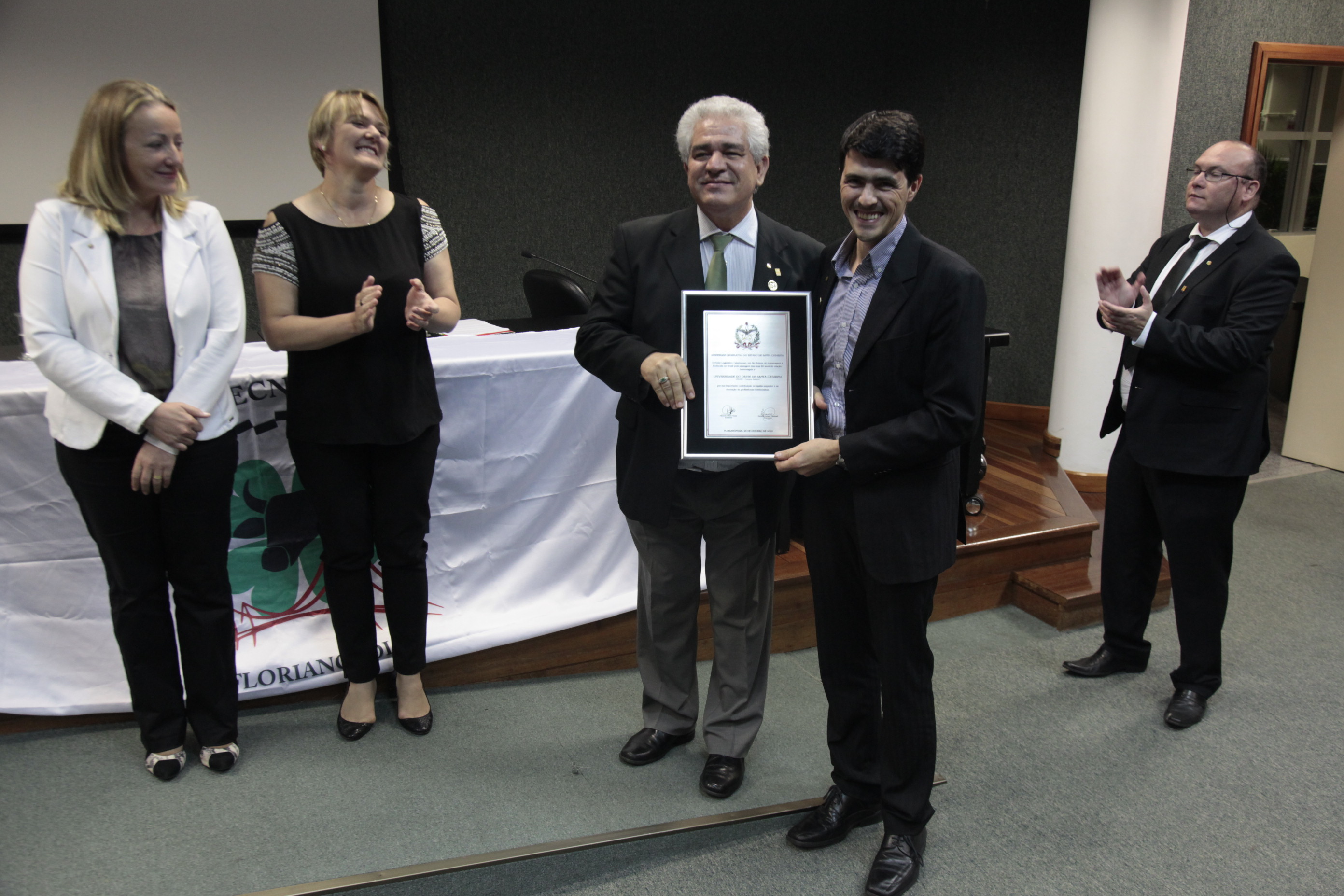 Ato Parlamentar Solene em homenagem Zootecnia do Brasil pela passagem dos seus 50 anos de criação.