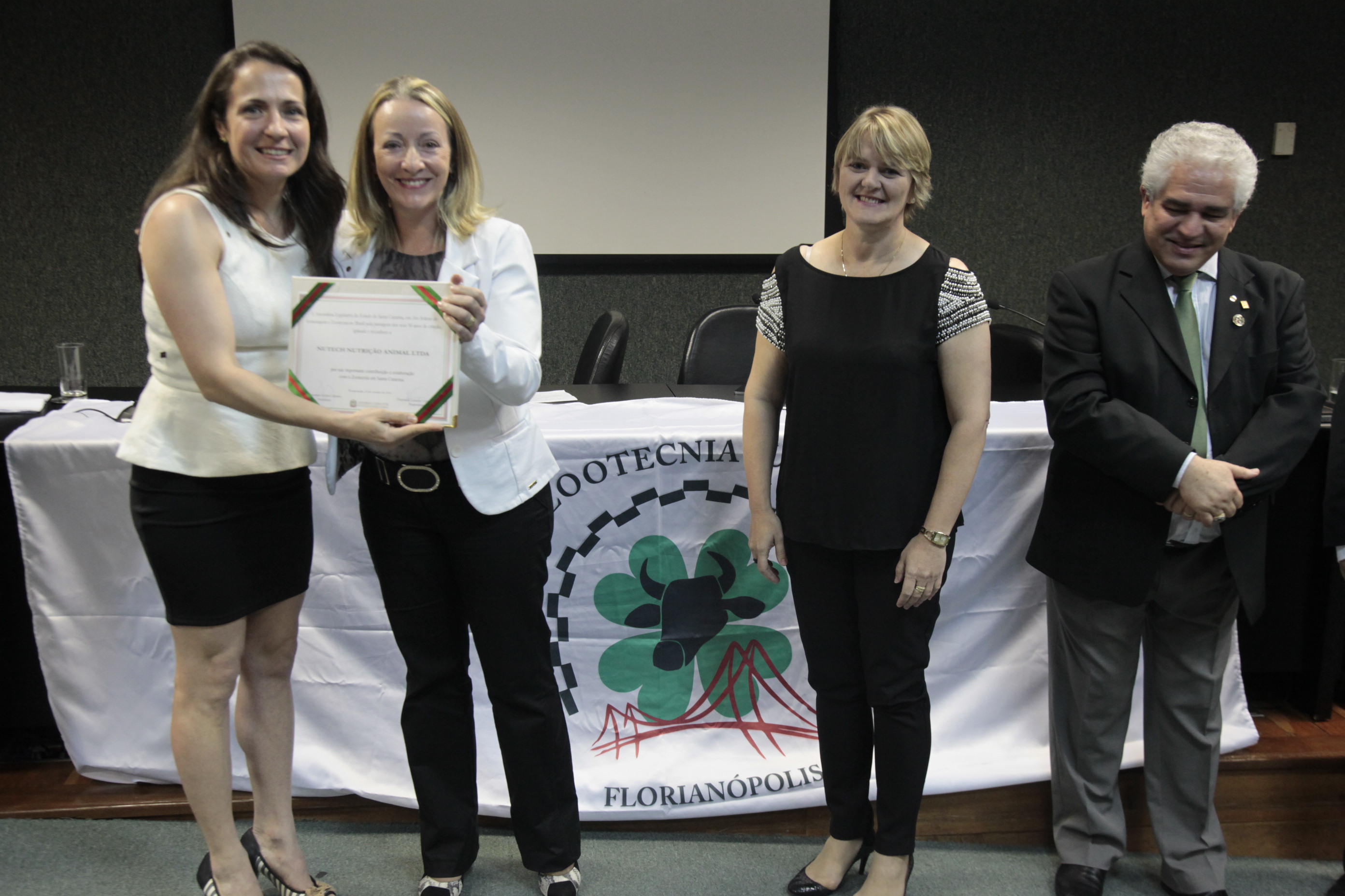 Ato Parlamentar Solene em homenagem Zootecnia do Brasil pela passagem dos seus 50 anos de criação.