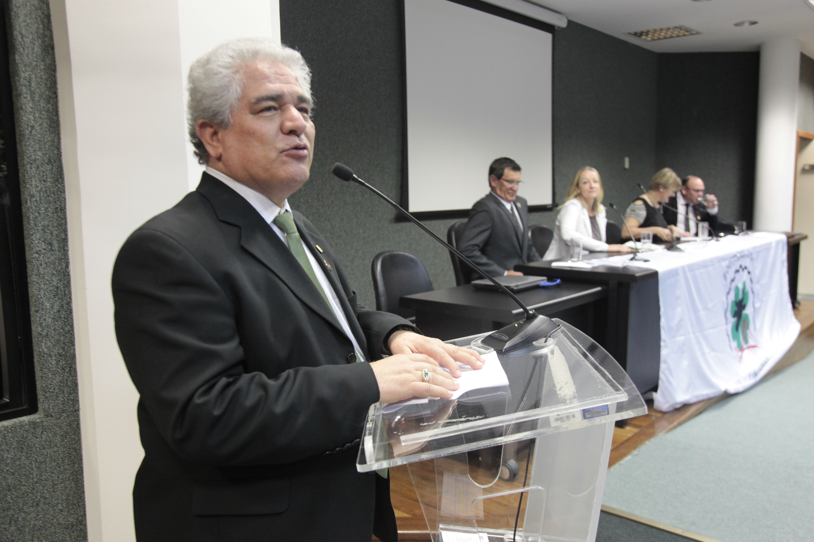 Ato Parlamentar Solene em homenagem Zootecnia do Brasil pela passagem dos seus 50 anos de criação.