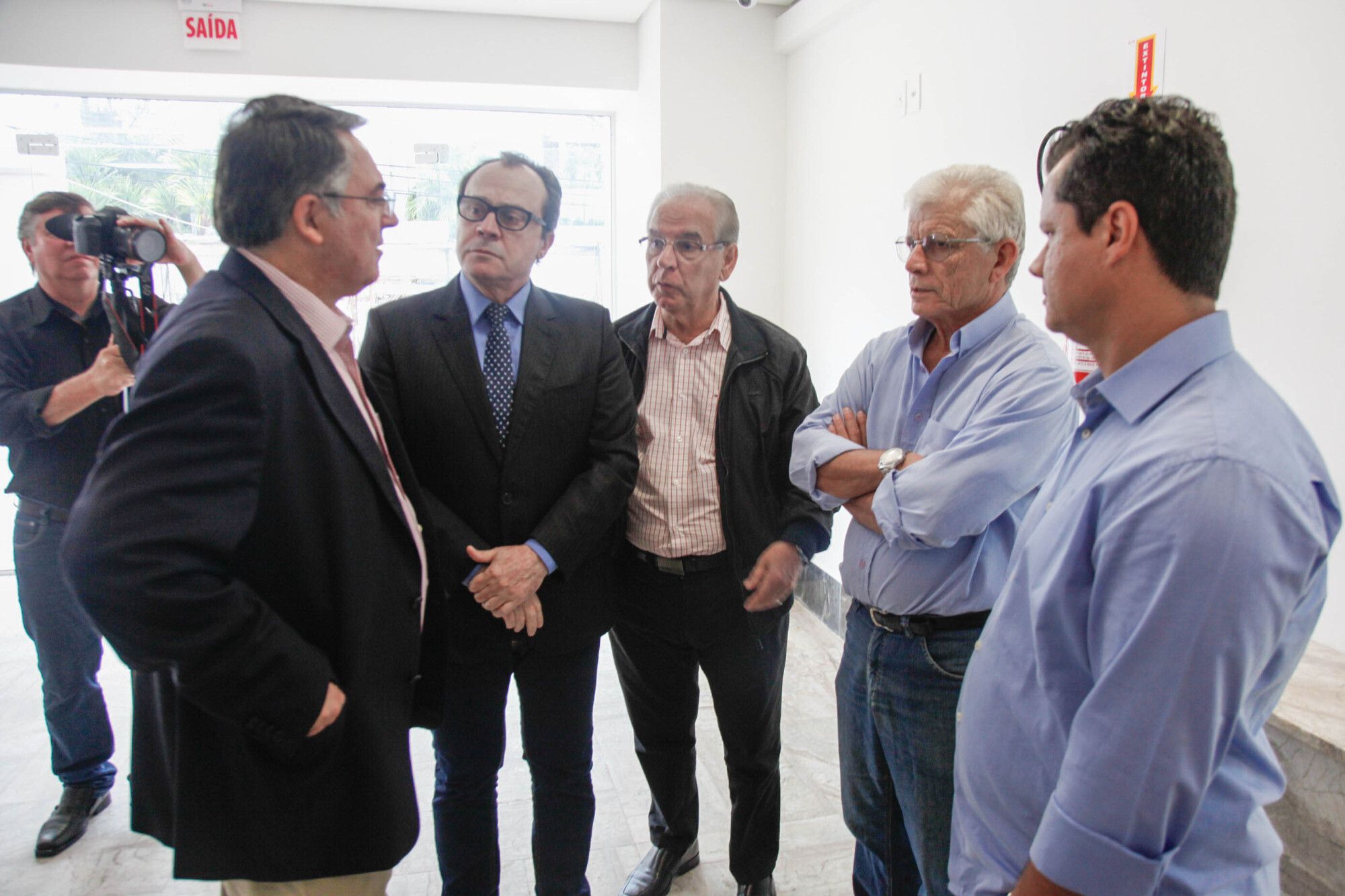 Governador visita futura sede do Museu da Comunicação