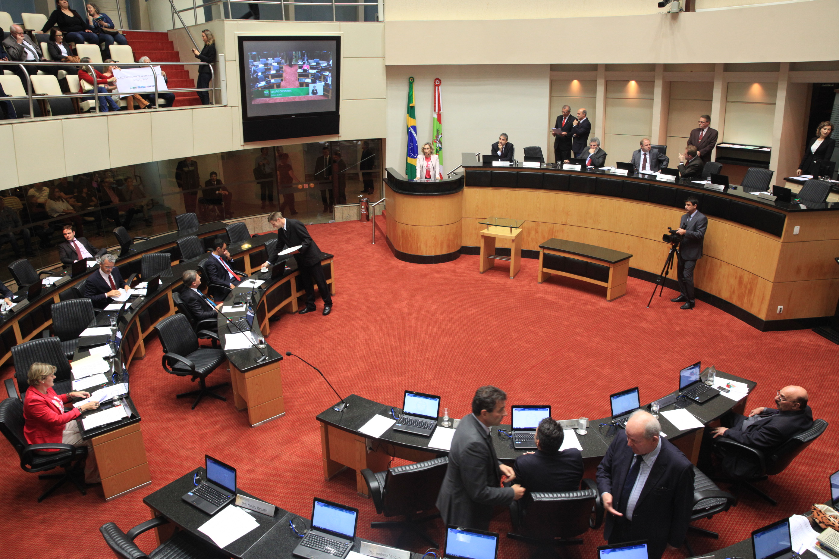 Votação da PEC da Saúde.