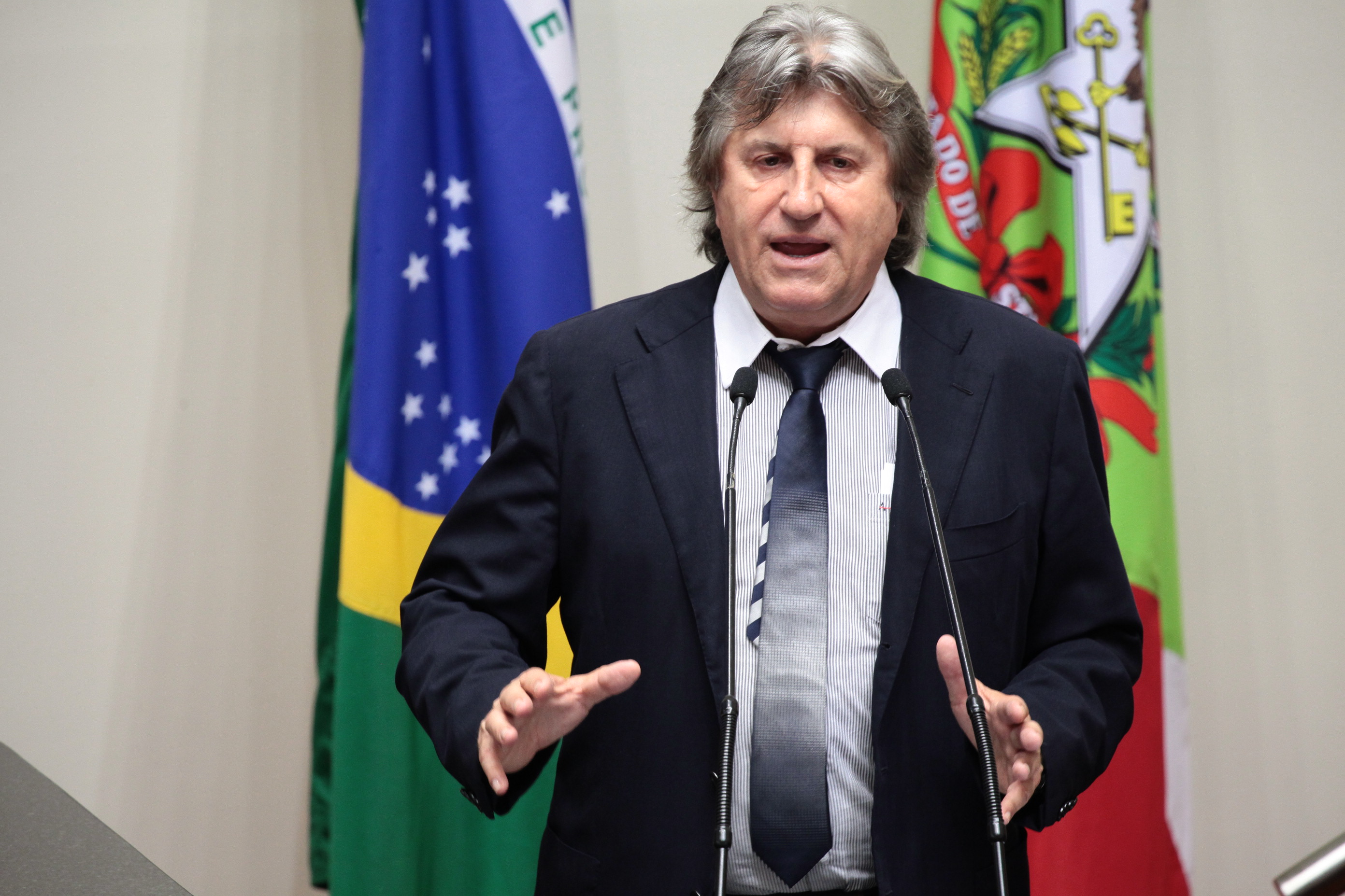 Sessão Ordinária. Deputado Leonel Pavan (PSDB).
