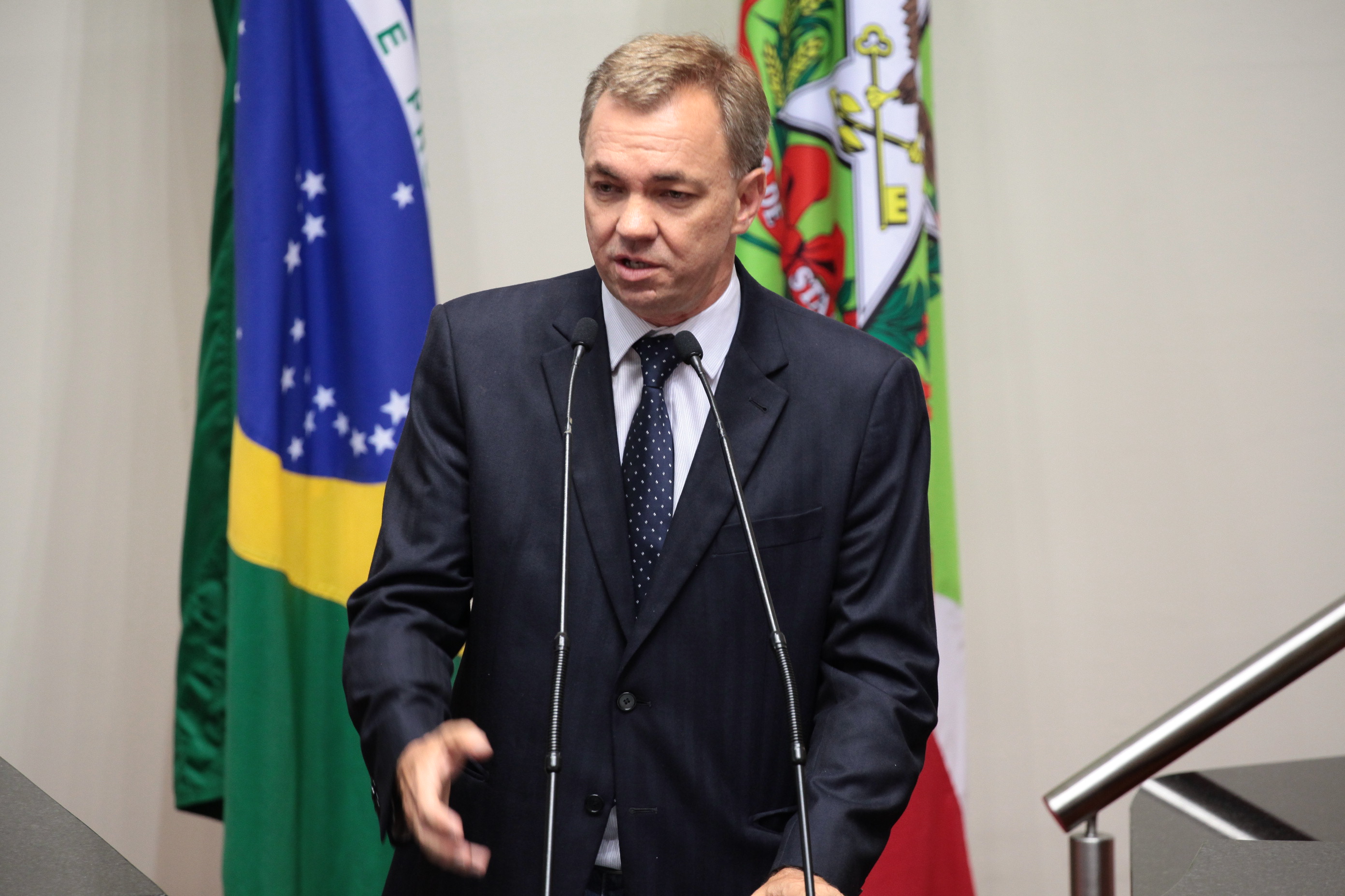 Sessão Ordinária. Deputado Gean Loureiro (PMDB).