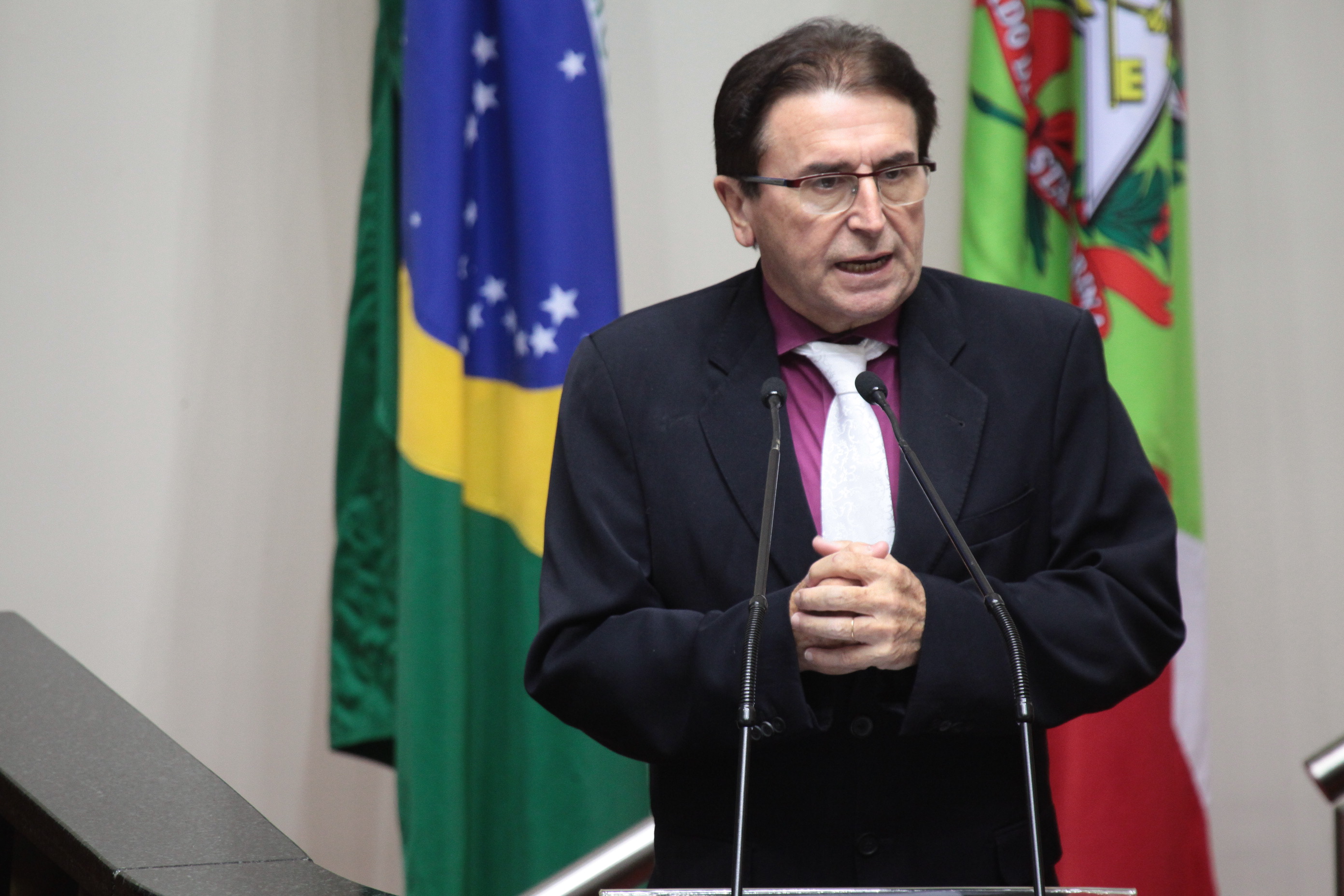 Sessão Ordinária. Deputado Antônio Aguiar (PMDB).