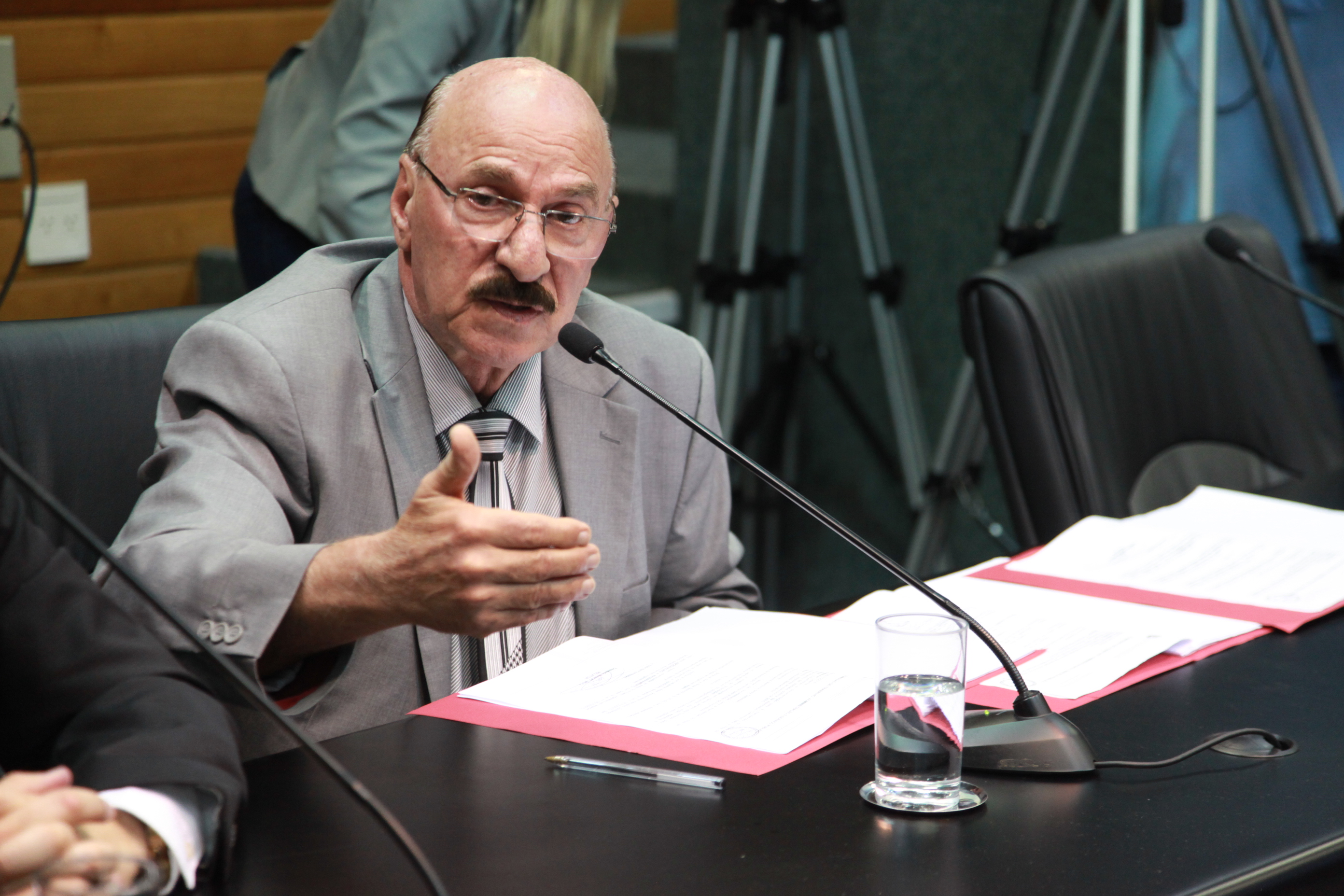 Deputado Manoel Mota (PMDB) - Comissão de Trabalho, Administração e Serviço Público.