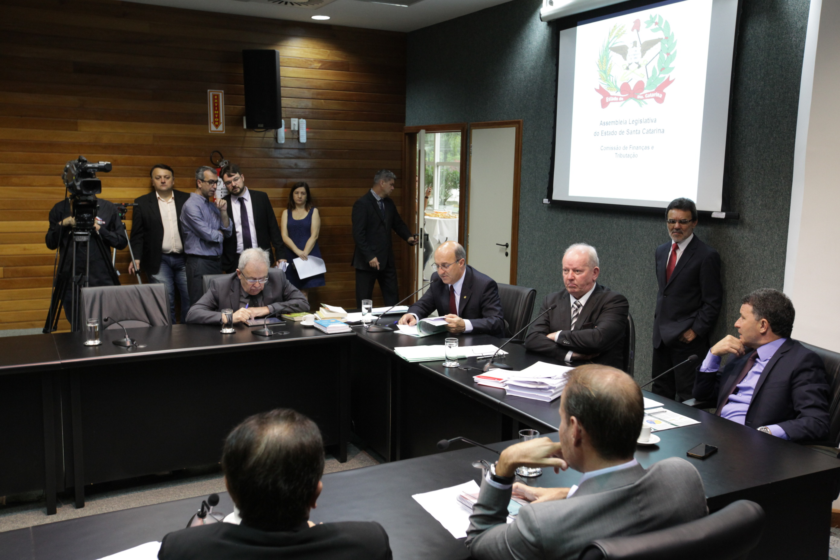 Reunião da Comissão de Finanças.