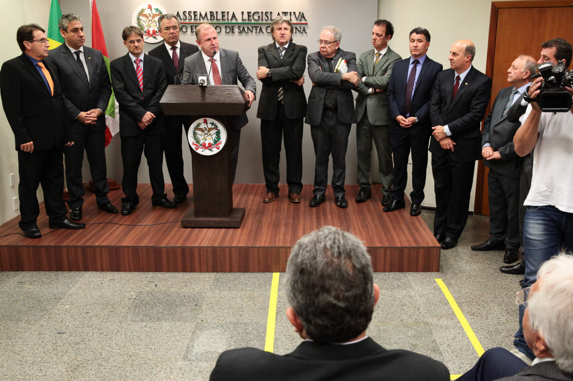 Deputados acompanham promulgação da PEC da Saúde