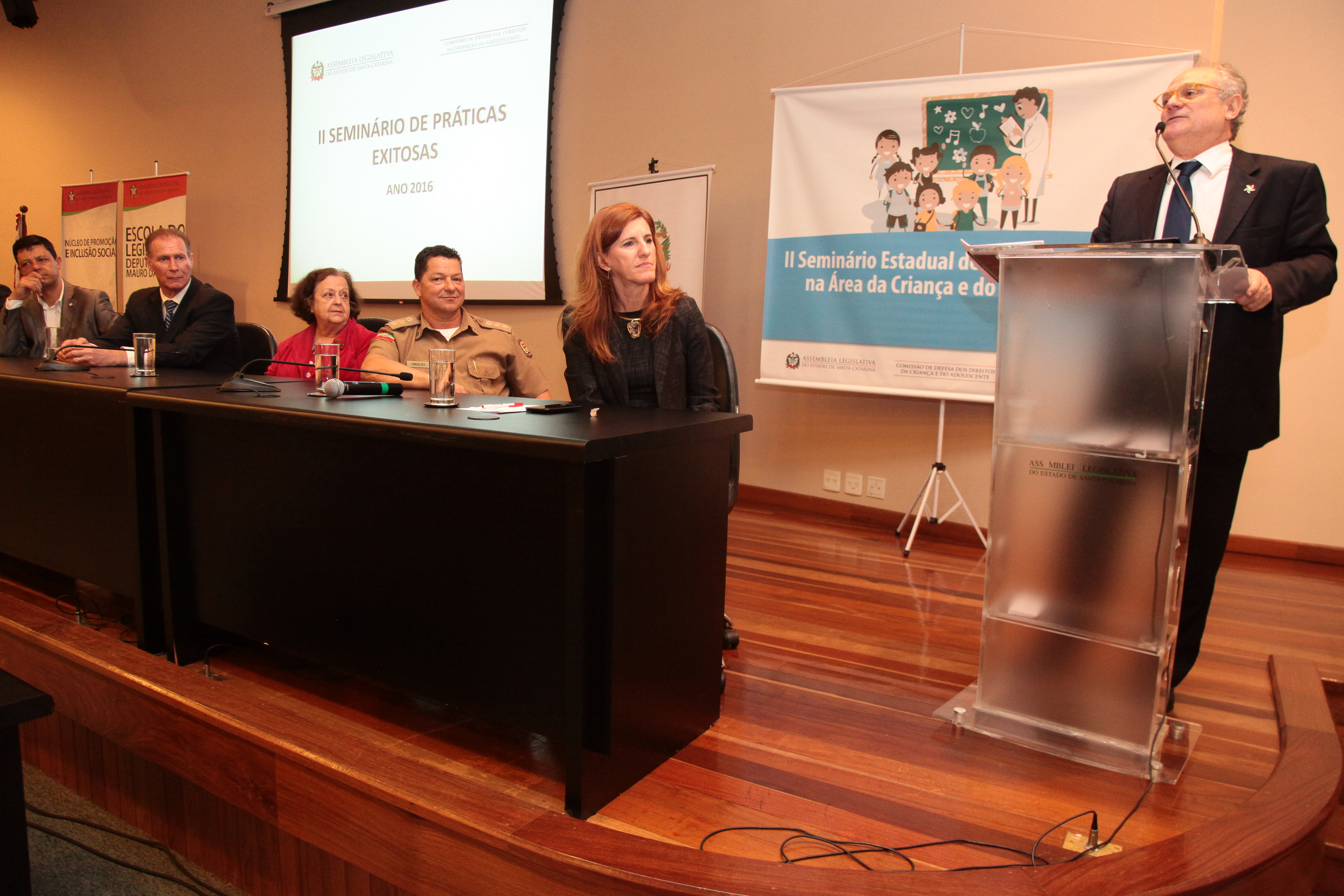 IIº Seminário Estadual de Práticas Exitosas na área da criança e do adolescente.