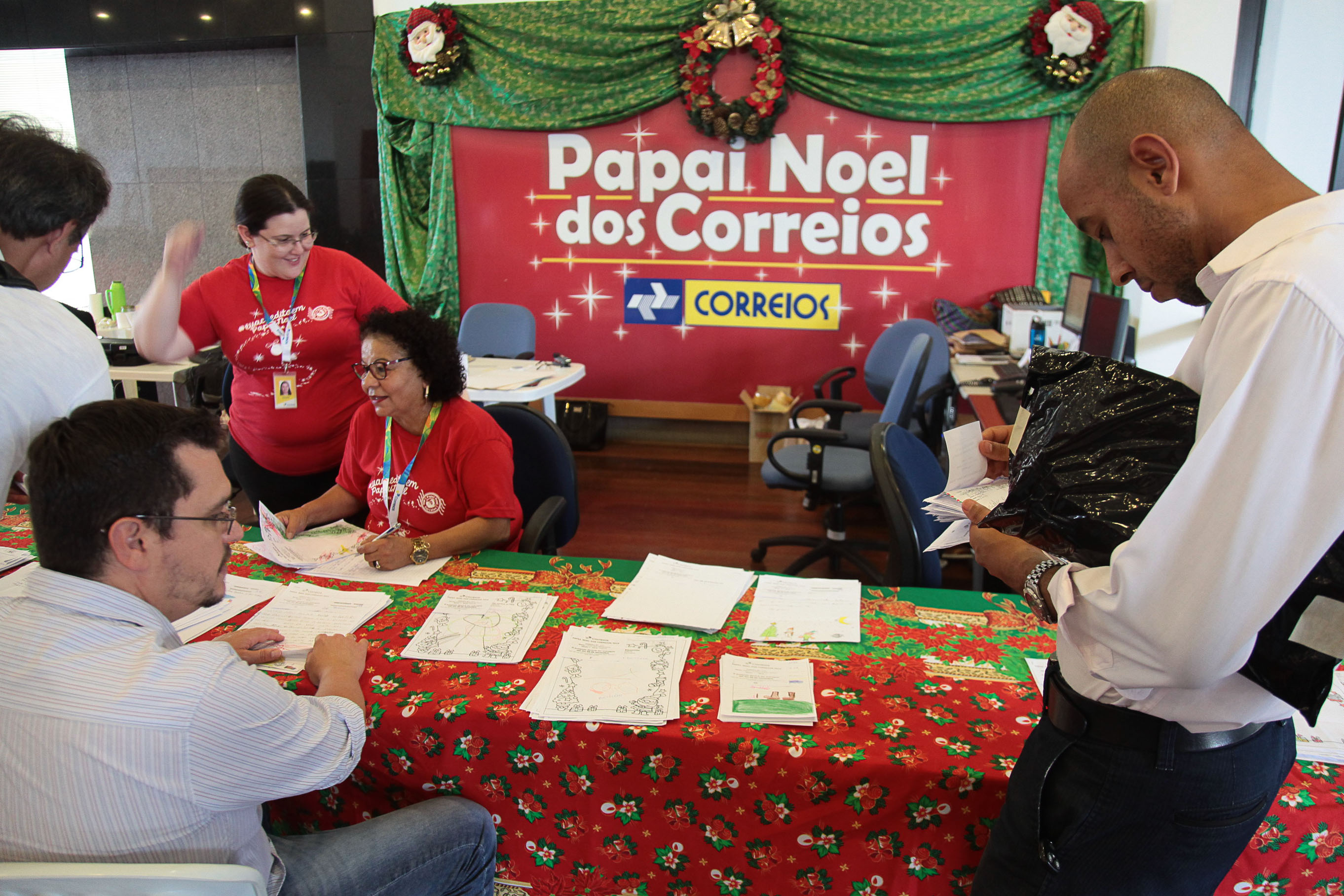 Lançamento da Campanha Papai Noel dos Correios.