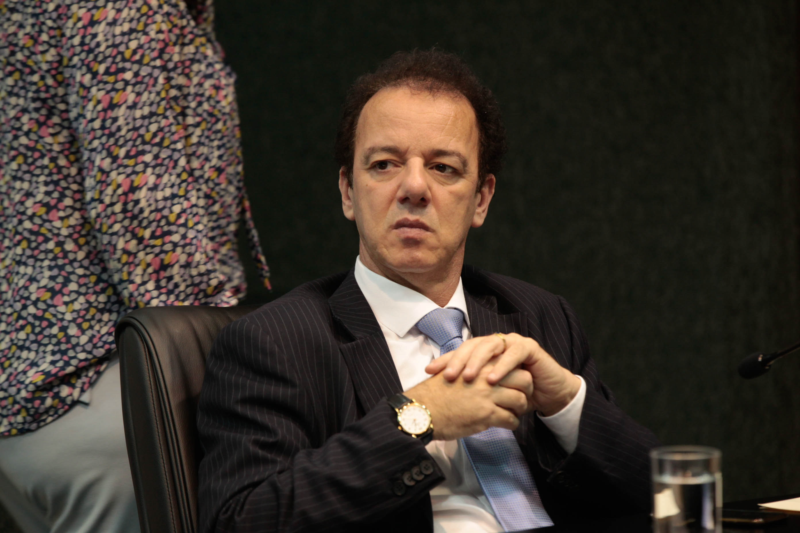 Reunião da Comissão de Economia, Ciência, Tecnologia, Minas e Energia. Deputado Ismael dos Santos (PSD).