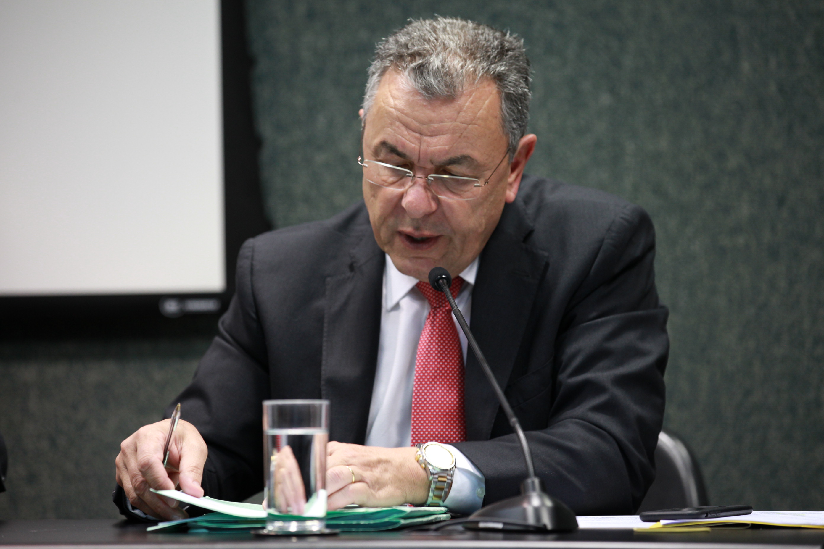 Reunião da Comissão de Direitos Humanos.