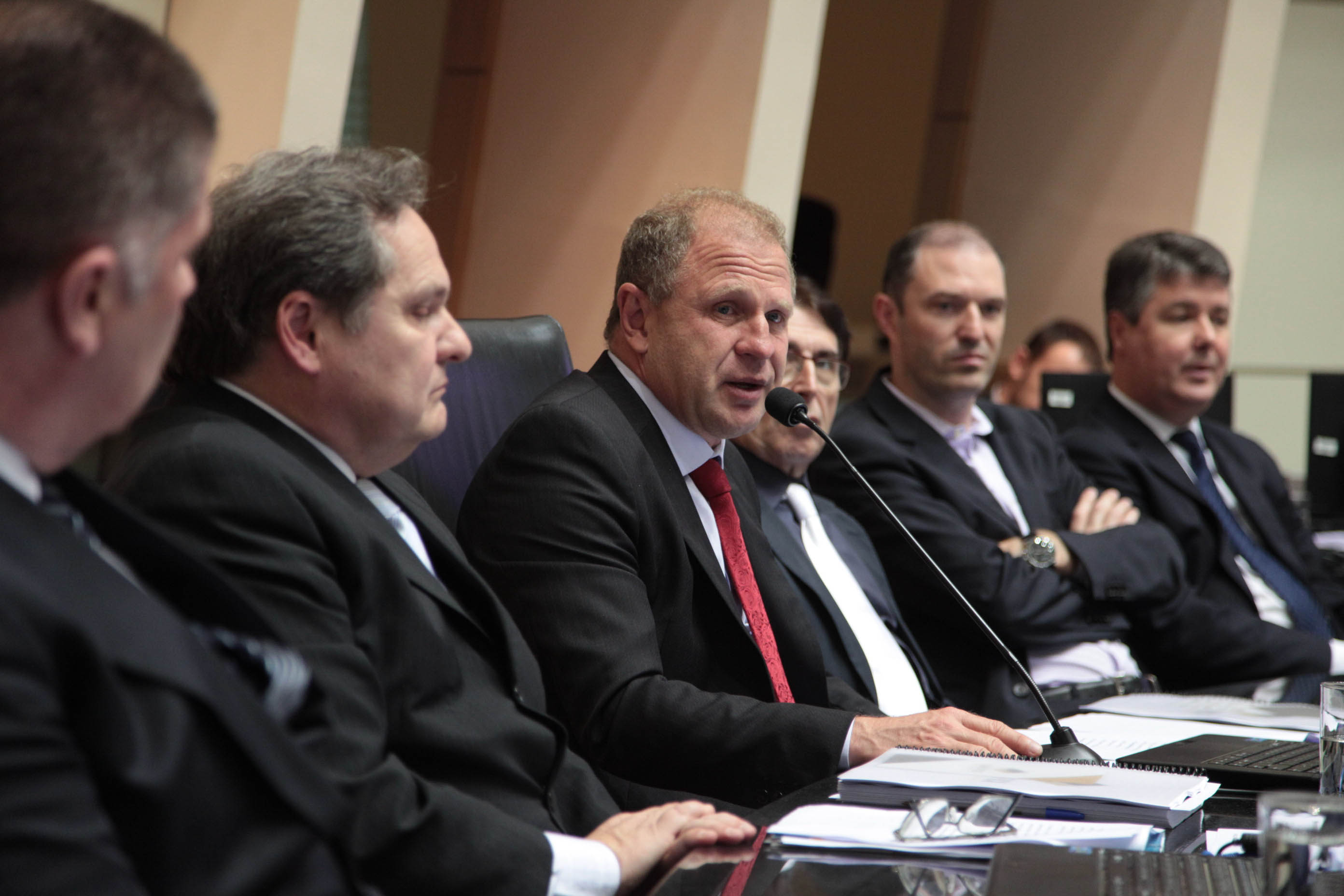 Sessão Ordinária e assinatura de convênio.