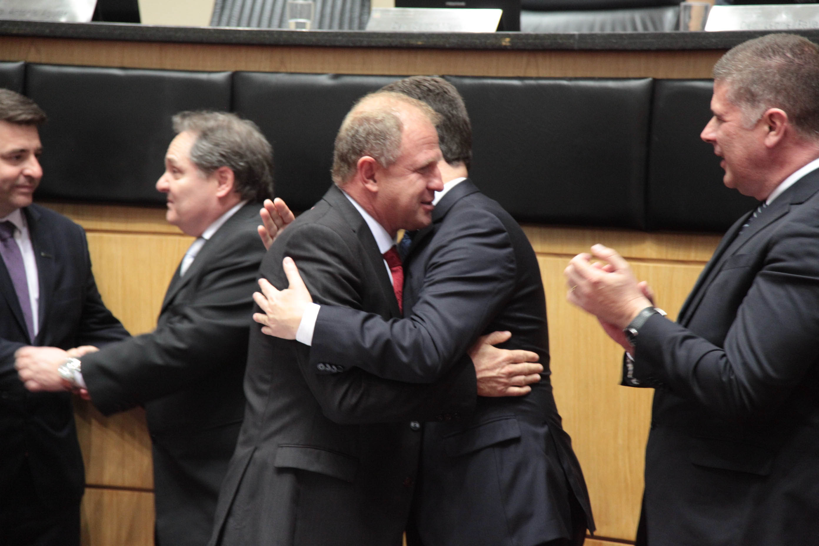 Sessão Ordinária e assinatura de convênio.