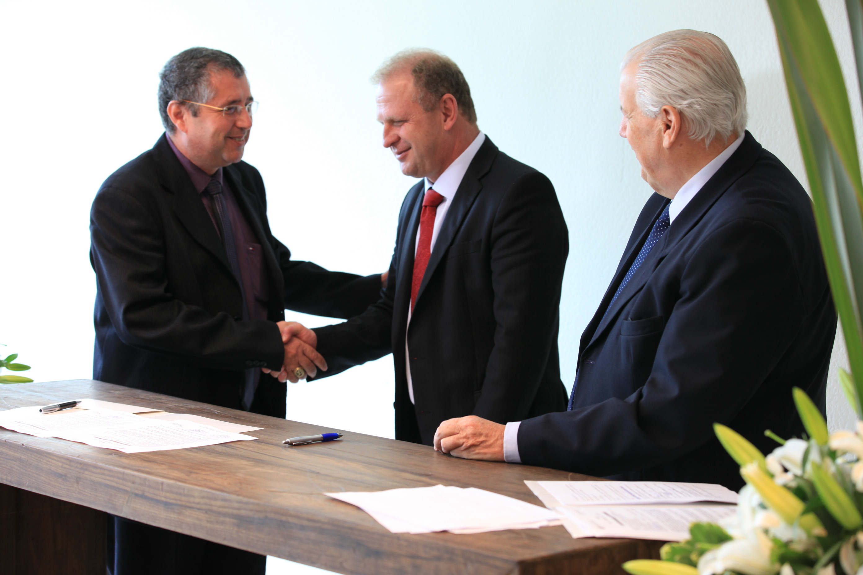 Assinatura de Convênio entre Acaert e Alesc.