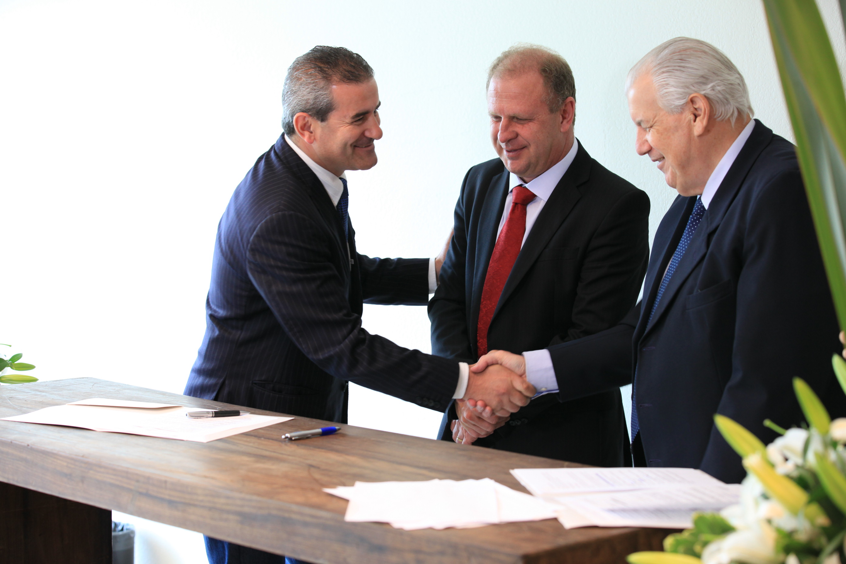 Assinatura de Convênio entre Acaert e Alesc.