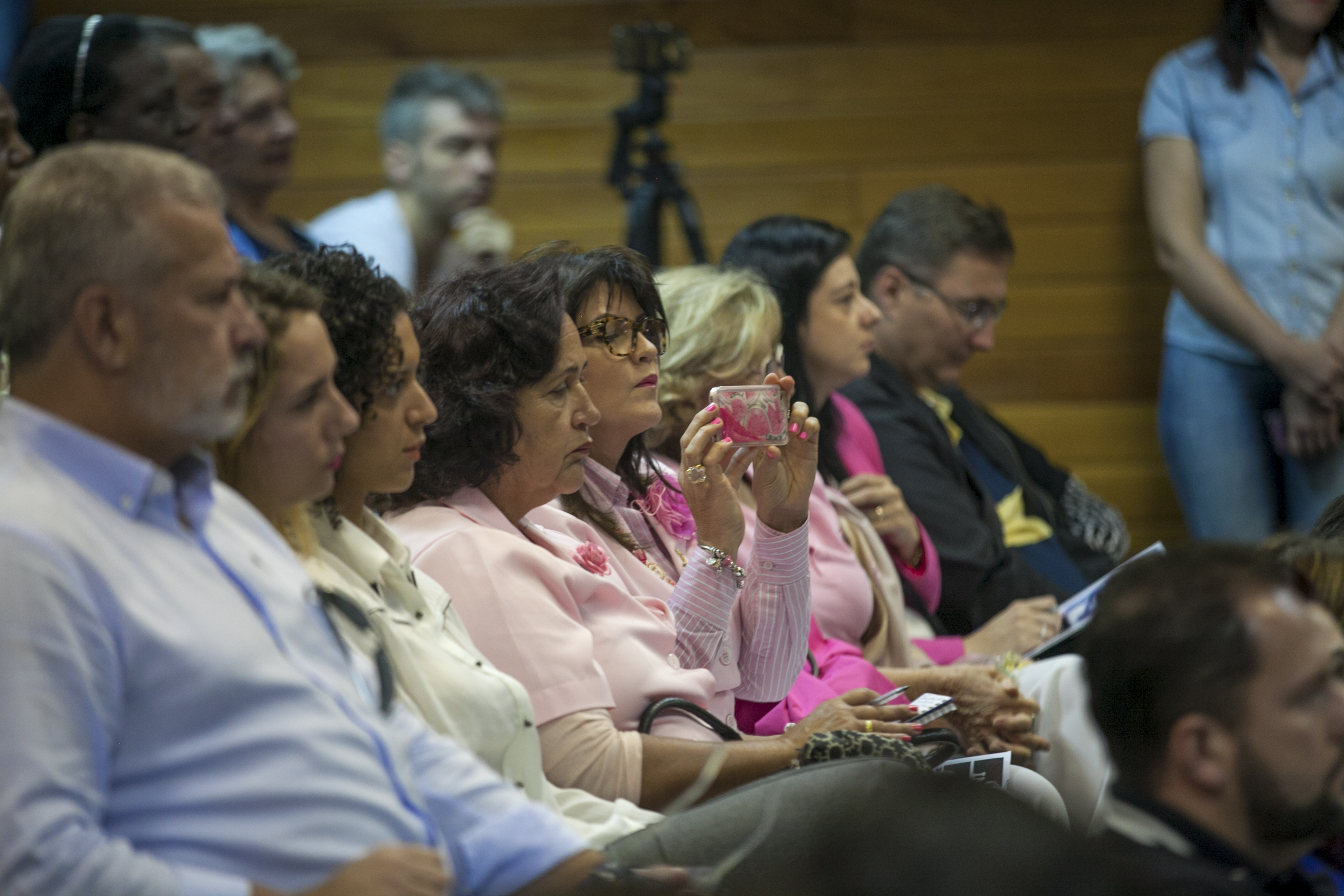 Audiência Pública sobre a Situação dos mamógrafos e a qualidade dos exames de mamografia no Estado de Santa Catarina.